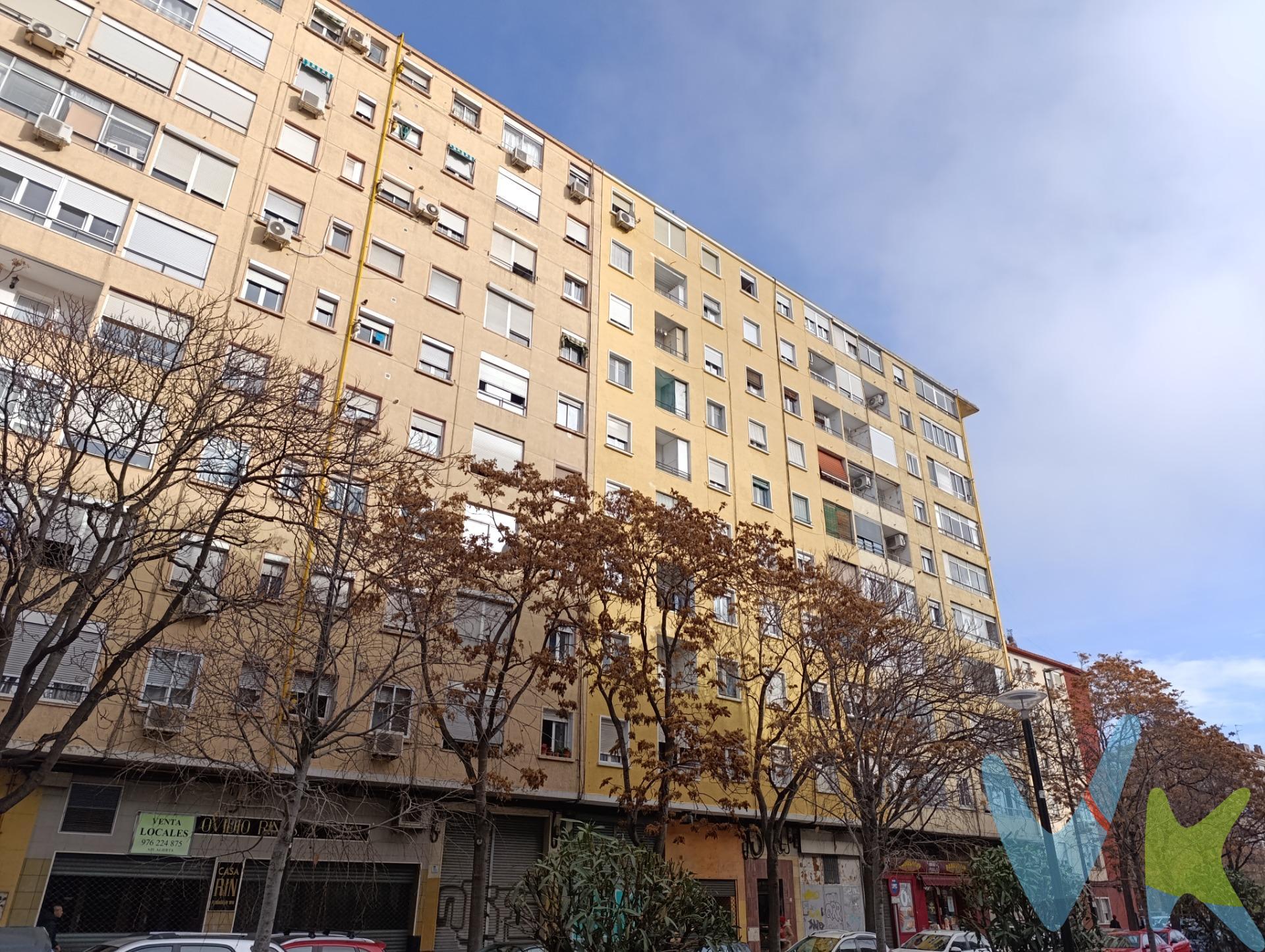 AVDA CESAREO ALIERTA. ¡Oportunidad única para inversores! Este piso se presenta como una opción ideal para quienes buscan rentabilidad en el mercado inmobiliario. La vivienda actualmente está alquilada con una renta actual de 600€/mes. Distribuido en dos dormitorios, un salón, cocina funcional y baño completo, este piso ofrece todo lo necesario para una vida cómoda. Además, cuenta con un balcón descubierto. La calefacción individual de gas ciudad y el agua caliente sanitaria garantizan un confort óptimo durante todo el año. Situado en una finca con ascensor y en buen estado. No dejes pasar la oportunidad de invertir en este inmueble con gran potencial. . El precio indicado no incluye impuestos, gastos de notaría, registro y honorarios de intermediación. Anuncio no vinculante, puede contener errores.