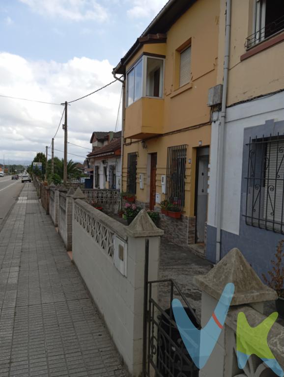 Piso en Primera Planta para actualizar en Posada de Llanera¡Oportunidad para reformar a tu gusto!Se vende vivienda en la primera planta de una casa adosada situada a la entrada de Posada de Llanera, con todos los servicios a mano y buenas comunicaciones.La vivienda cuenta con una superficie de 50 metros útiles bien distribuida y muchas posibilidades. Ideal tanto para vivienda habitual como para inversión.🔹 3 dormitorios 🔹 Salón a modo de distribuidor 🔹 Cocina independiente 🔹 1 baño con ventana💡 Necesita reforma , lo que te permitirá diseñar tu hogar desde cero, según tus gustos y necesidades.Ubicada en una zona y bien comunicada, con fácil acceso a Oviedo y Gijón.📞 ¡No dejes pasar esta oportunidad! Contacta para más información o para concertar una visita.¿Quieres que también lo adapte para redes sociales o WhatsApp? 