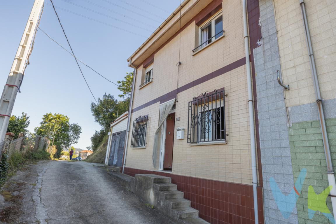 Casa en venta zona Sotiello Cenero Gijón.¡Atención a todos los interesados en adquirir una propiedad en Gijón! Les presentamos casa en venta para reformar zona de Cenero.Esta es una oportunidad única de adquirir una propiedad que reúne todos los requisitos que busca una familia exigente. Con 4 habitaciones amplias, 1 aseo y un total de 128 metros útiles distribuidos en 135 metros construidos, esta casa se presenta como el hogar perfecto para vivir en plena naturaleza.En planta baja, nada mas entrar nos encontramos, salón, habitación, despensa y cocina con acceso directo a un pequeño patio donde se encuentra un baño, trastero y las escaleras para subir a la terraza y buhardilla.En la primera planta tenemos, 3 habitaciones amplias y un aseo.Ventanas de PVC climalit oscilobatientes.Garaje. Despensa. Trastero. Terraza.Orientación Este Oeste.Parada de autobús y tren a menos de 3 minutos caminando.A tan solo 10 minutos en coche de Gijón, 20 minutos de Oviedo y 25 de Avilés.Además, no podemos pasar por alto las comodidades que ofrece esta casa, como su garaje para que puedas aparcar tu vehículo de forma segura y cómoda, así como un trastero donde podrás almacenar tus pertenencias de forma ordenada y práctica.La ubicación de esta propiedad es otro de sus grandes atractivos. Situada en la zona de Cenero, disfrutarás de la tranquilidad y la paz que ofrece esta zona, alejada del bullicio del centro pero con todos los servicios y comodidades a tu alcance.Por si fuera poco, esta casa cuenta con la ventaja de tener una estación de tren cerca, lo que te permitirá desplazarte de forma rápida y eficiente por la ciudad o incluso a otras localidades cercanas, sin tener que depender del coche.En resumen, esta casa en Gijón es una oportunidad que no puedes dejar pasar. Con su amplitud, su ubicación privilegiada, sus comodidades y su historia, se convierte en el lugar perfecto para establecer tu hogar y disfrutar de la vida en una de las ciudades más bonitas de España.No pierdas la oportunidad de visitar esta propiedad y descubrir por ti mismo todas las ventajas que ofrece. ¡Te aseguramos que no te decepcionará! Contacta con nosotros para concertar tu visita. 