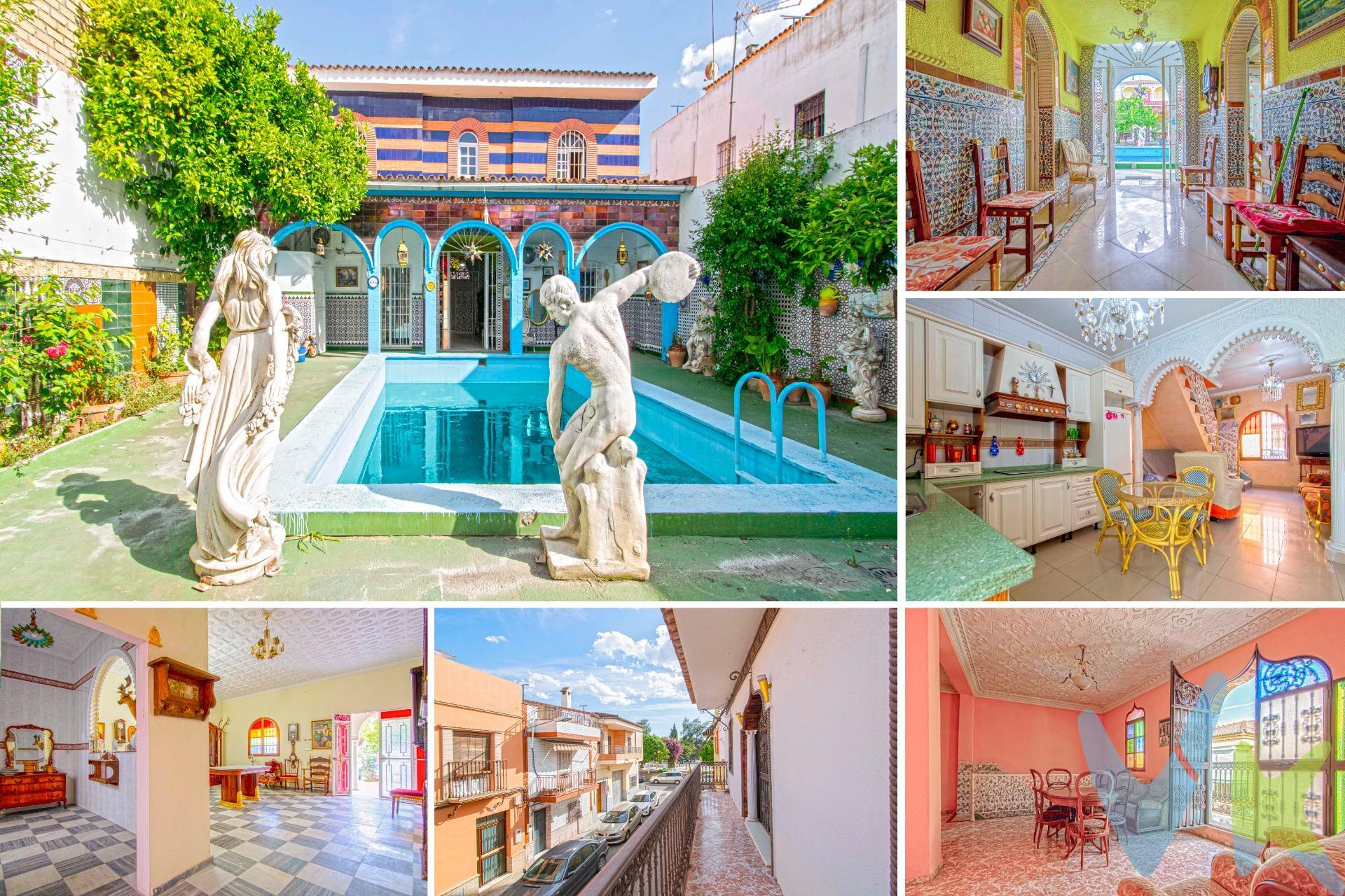 Gran vivienda en Mairena del Aljarafe con patio y piscina. Se trata de dos viviendas en una misma parcela divididas a través de un bonito patio con arcos y estupenda piscina. Accedemos a través de un bonito hall con azulejos sevillanos y puerta de hierro forjado decorada. El distribuidor nos conduce haca un dormitorio con baño integrado que originariamente era el garaje, pudiendo recuperarlo con tan solo tirar un tabique . Un comedor de paso y junto a él la cocina que se encuentra abierta, con acceso a un bonito patio con arcos y estupenda piscina central. En planta primera tenemos un gran salón con bonitas ventanas estilo árabe, con acceso a gran terraza, junto a él 3 dormitorios exteriores y un baño exterior y completo, con bañera. A la segunda vivienda accedemos a través de un bonito porche y dispone de gran salón comedor con office, dos dormitorios y un baño, en primera planta tenemos una gran terraza con castillete con vistas hacia el jardín donde hay otras dos habitaciones más pequeñas. Las ventanas son de madera e hierro con rejas, las puertas de madera y el suelo de gres. Dispone de aire acondicionado mediante splits independientes. Casa con mucho encanto y muchas posibilidades. venga a visitarla!!!. Informamos a nuestros clientes compradores que el precio de venta no incluye lo siguiente: Honorarios de la agencia inmobiliaria, Impuestos (I.T.P., I.V.A. o A.J.D., en su caso) ni otros gastos de la compraventa (gastos de Registro de la Propiedad, Notaría, Gestoría ni de posible Financiación). Documento F.I.S. a disposición del consumidor según Decreto 218/2005 Junta de Andalucía. . . 