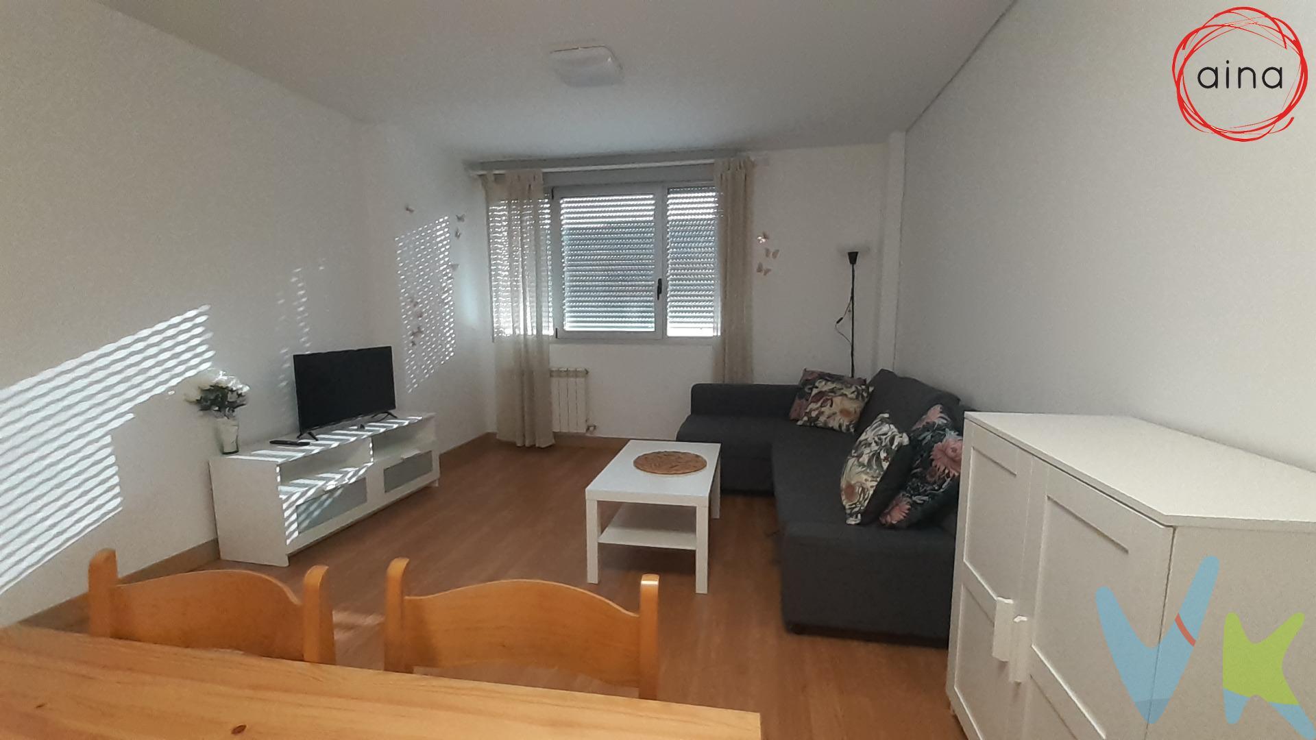 Tu nuevo hogar en Buztintxuri,. Coqueto piso de 2 dormitorios, baño completo, salón-comedor, cocina independiente con salida a balcón. La vivienda es muy luminosa. Dispone de garaje y trastero. No lo pienses más y llámanos para conocer tu futura casa. Datos meramente informativos sin valor contractual. El PVP indicado no incluye impuestos ni gastos de transmisión (ITP, Notaría, Registro..). 