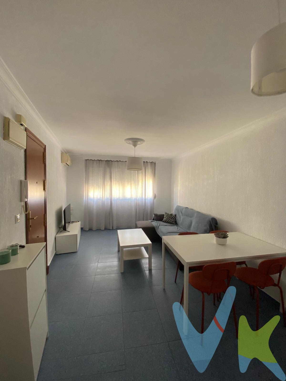 Te presentamos este piso completamente reformado, ideal para inversores que buscan una opción de alta rentabilidad. Cuenta con 3 dormitorios, salón-comedor, cocina amueblada con electrodomésticos  y baño con plato de ducha. Aire acondicionado en salón y dormitorio principal, armarios empotrados en dos dormitorios. Amueblado. Su orientación favorece la entrada de luz natural durante todo el día, creando un ambiente soleado y agradable en cada rincón del hogar. Rodeado de todas las comodidades. Con buena comunicación de transporte público y fácil salida a todas direcciones. Actualmente ocupado por un inquilino fiable que garantiza ingresos constantes mensuales. ¡Aproveche esta oportunidad! ¡LLÁMENOS!. Informamos a nuestros clientes de que los gastos de notaría, registro, gestoría, impuestos y los honorarios de la agencia no están incluidos en el precio. A su vez, disponemos del documento informativo abreviado de la propiedad (según decreto 218/2005, del 11 de octubre) y de seguro de caución, para la protección del dinero entregado como señal para la reserva de una vivienda. Por mandato expreso del propietario, comercializamos este inmueble en exclusiva, lo que le garantiza el acceso a toda la información, a un servicio de calidad, un trato fácil, sencillo y sin interferencias de terceros. Por este motivo, se ruega no molestar al propietario, a los ocupantes de la propiedad o a los vecinos. Muchas gracias por su comprensión. 