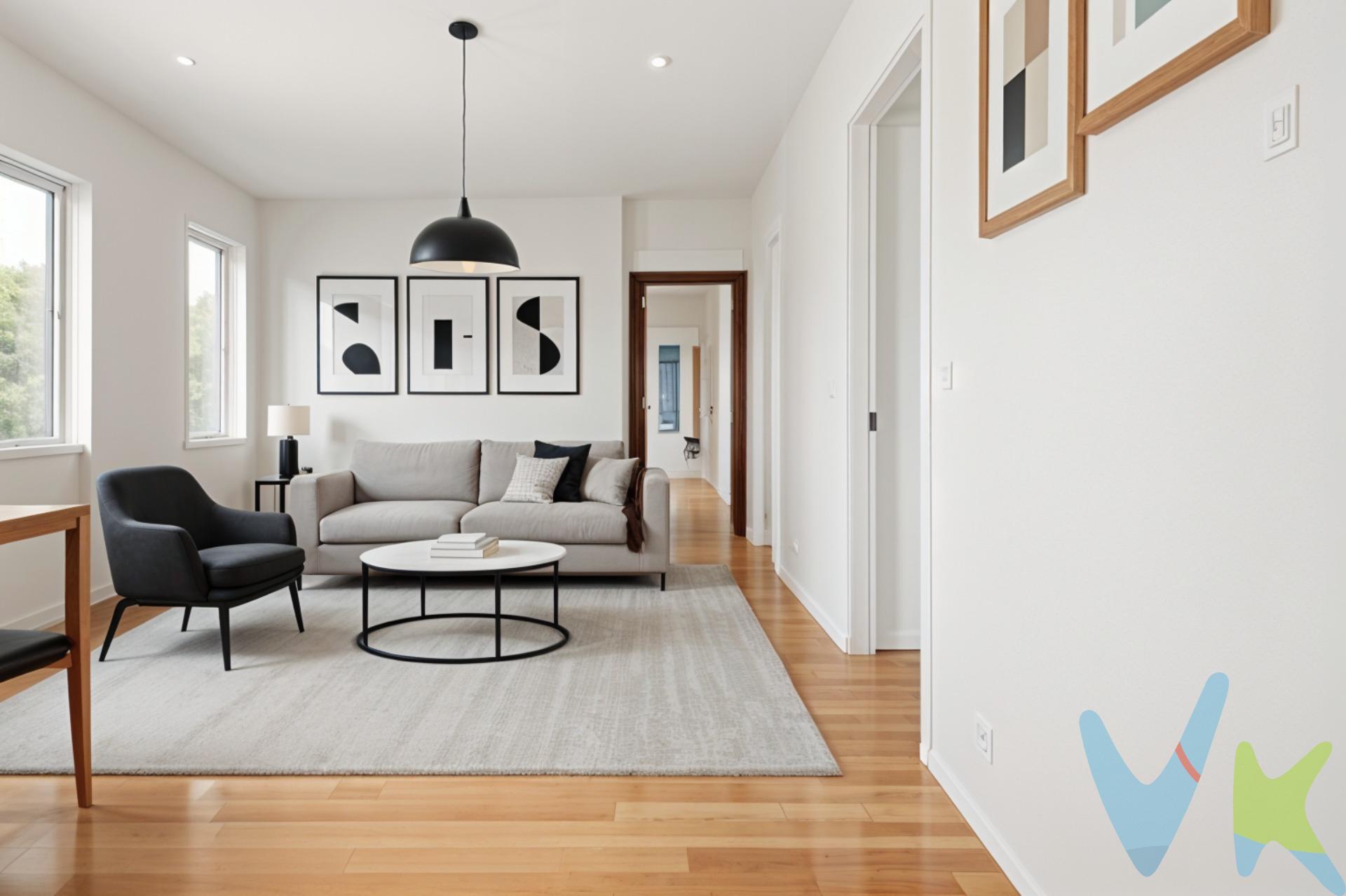 ¡Bienvenido al sueño de todo artesano! Esta impresionante propiedad combina lo mejor del hogar y el espacio laboral. Con una amplia nave industrial completamente equipada, este majestuoso chalet-nave es perfecto para carpinteros, herreros u otros oficios manuales que buscan trabajar desde casa sin comprometer su privacidad. La acogedora casa ofrece todas las comodidades necesarias para disfrutar del máximo confort familiar; ¡No tendrás que sacrificar nada por tenerlo todo! Con entradas independientes a cada área, podrás mantener separados los espacios según tus deseos y asegurarte la tranquilidad mientras trabajas o descansas. Además, tienes suministros eléctricos independientes con acceso trifásico a 380V dentro de la propia navegación te permitirá manejar tu negocio como siempre has querido hacerlo sin limitaciones insuficientes. 🏡🔨✨. NOTA: En la galeria de imagenes, hay algunas, que están recreadas virtualmente, para que sirvan de ejemplo decorativo, para que el cliente pueda tener una muestra de cómo podría quedar la estancia, advirtiendo que el contenido de las mismas no existe en la propiedad. . Comercializamos este inmueble en exclusiva, lo que le garantiza el acceso a toda la información y un servicio de calidad. En cumplimiento del Decreto de la Junta de Andalucía 218/2005 del 11 de Octubre, se informa al cliente que los gastos notariales, registrales, ITP y otros gastos inherentes a la compraventa no están incluidos en el precio. Igualmente disponemos del Documento Informativo Abreviado de la Propiedad (D.I.A) , y de un Seguro de Caución para garantizar las cantidades entregadas a nuestra Agencia en concepto de Reserva y/o Arras.