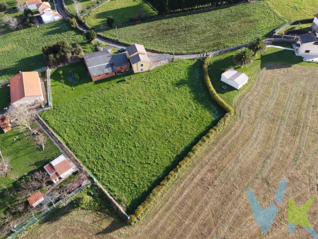 La paz que buscas existe y está en Novellana, Cudillero. ??Ponemos a la venta una de las mejores parcelas de la zona: 2.300 m² de terreno fértil y llano para que diseñes tu casa desde cero.? 300 m² edificables: Espacio para porche, jardín, piscina y más. ? Ubicación Top: A minutos de la Playa del Silencio y rodeado de rutas de senderismo impresionantes. ? Servicios: Zona consolidada con acceso fácil a suministros.Deja de buscar y empieza a construir. La costa de Cudillero es uno de los destinos con más revalorización de Asturias. ¡Contacta ahora!PRECIO DE VENTA SIN GASTOS NI IMPUESTOS INCLUIDOS: El precio de venta no incluye gastos de notaría, registro de la propiedad, gestoría, ni el Impuesto de Transmisiones Patrimoniales (ITP) o el IVA/AJD. 