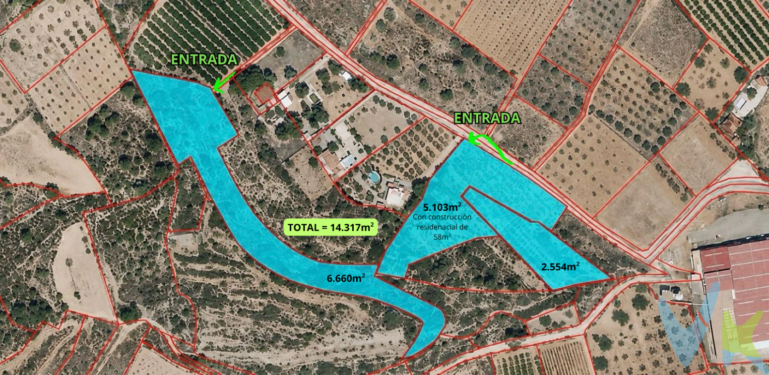 ?? Se vende finca rústica situada en la partida Querencia, en término de Monserrat (Valencia), a tan solo 15 minutos de Valencia capital ??? La propiedad cuenta con una superficie aproximada de 14.300 m² distribuidos en tres parcelas:? La primera de ellas consta de unos 2.554 m² aprox., con uso principal de cítricos y matorral.? La segunda consta de 5.103 m² aprox., con construcción residencial registrada de 58 m² construidos (ampliables hasta 286 m² ?), distribuida en vivienda, porche y almacén/trastero ??, además de zonas de cultivo de cítricos y matorral.? La tercera consta de 6.660 m² aprox., destinada a pasto arbustivo, con gran amplitud y entorno natural ??? La finca dispone de luz y agua, ofreciendo múltiples posibilidades tanto para disfrutar fines de semana como para proyecto agrícola o de ocio en plena naturaleza.? El terreno dispone de plantación variada de olivos, nísperos y naranjos ??, combinada con zonas naturales con potencial de acondicionamiento.? Ubicada en un entorno tranquilo y rodeado de naturaleza, ofrece vistas despejadas y una gran privacidad ?, ideal tanto para uso recreativo como para explotación agrícola ??