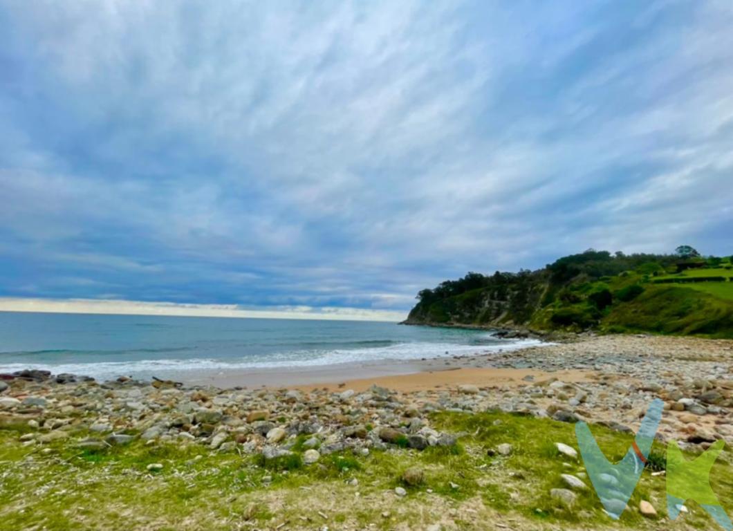 Estupenda Finca Rústica  junto a la playa. Se encuentra situada a tan sólo 180 metros de Playa España, una de las playas más bonitas del concejo de Villaviciosa y a veinte minutos del centro de Gijón. Ideal si buscas un sitio para pasar el día de playa disfrutando junto con tu familia de una comida al aire libre.