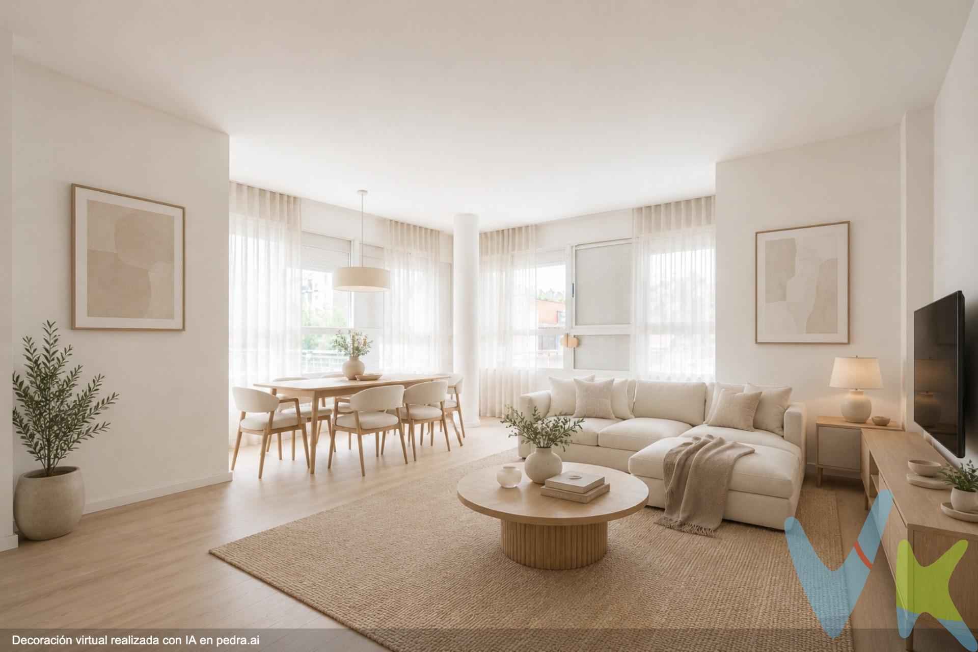 ¿Buscas un proyecto para diseñar tu hogar a medida en Valencia capital? . Te presentamos esta vivienda de Protección Oficial (VPO) ubicada en Torrefiel, un entorno residencial lleno de vida y rodeado de servicios.  . Este  piso tiene  una distribución ideal, perfecto para redistribuir y reformar a tu gusto aprovechando al máximo cada metro cuadrado.Dispone de 2 habitaciones dobles espaciosas, 2 baños completos (una comodidad poco habitual y muy valorada), salón-comedor independiente con gran potencial y cocina con espacio de almacenaje. Ubicación  a  escasos pasos de zonas verdes y parques infantiles, ideales para pasear o hacer deporte. En las inmediaciones encontrarás oferta educativa, supermercados, pequeño comercio de barrio y excelente comunicación en transporte público (autobús EMT y tranvía cercano) para conectar rápidamente con el centro de la ciudad y las universidades. IMPRESCINDIBLES CUMPLIR REQUISITOS DE DEMANDANTE DE VPO. 