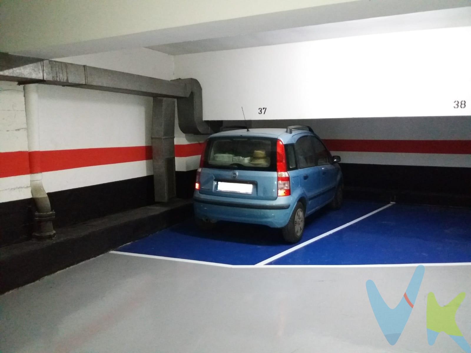 PLAZA DE GARAJE EN SECTOR CUELLAR - C/ GENOVA. Plaza de garaje con las siguientes medidas:. Plaza nº 37: 4.64 x 2.78 = 12.90 m² útiles. . Se encuentra en el sótano -1. Buenos accesos. Las instalaciones se encuentran recién pintadas. . Pocos gastos de comunidad. . ¡NO PIERDAS ESTA OPORTUNIDAD, VEN A VERLO SIN COMPROMISO!