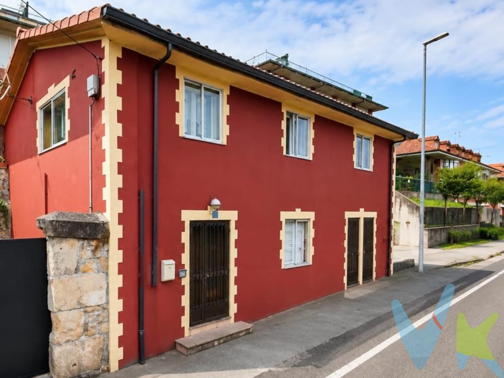 SE VENDE CASA INDEPENDIENTE EN RENEDO DE PIÉLAGOSAmplia vivienda en venta, a un paso del centro de Renedo, distribuida en dos plantas, con GARAJE y TERRAZA.La planta baja está compuesta por diversas dependencias que, en la actualidad, se utilizan como trasteros, pero que ofrecen la posibilidad de habilitar dormitorios y un cuarto de baño. También dispone de acceso independiente al garaje, un espacio con múltiples posibilidades que puede utilizarse como taller, zona de almacenamiento o incluso como espacio para reuniones familiares. El garaje se comunica internamente con la vivienda.La planta primera se distribuye en dos hermosas habitaciones, cocina , baño y amplio salón con acceso a la soleada TERRAZA. Todas las estancias son exteriores.La casa necesita reforma, pero dispone de calefacción individual de gasoil. La fontanería, la instalación eléctrica y el tejado fueron reformados hace 15 años.La propiedad está situada a dos minutos andando del centro de Renedo, capital de Piélagos donde encontrarás todos los servicios necesarios para el día a día, bancos, colegios e instituto, supermercados, farmacias, locales de restauración, etc. además de encontrarse a escasos minutos del acceso a la Autovía A-8 y a un cuarto de hora de Santander?EUR?  ¡¡¡ ESTA ES TU OPORTUNIDAD !!!PÍDENOS UNA VISITA SIN COMPROMISO!Al comprador se le cobrará un 2.500  más IVA de gastos de gestión inmobiliaria.Gastos e Impuestos no incluidos en el precio. Compra sujeta a ITP. El comprador se hará cargo de los costes de la escritura e inscripción en el Registro de la Propiedad.Más información sobre transparencia, impuestos, gastos y condiciones de compraventa en nuestra web www.activanorte.com 