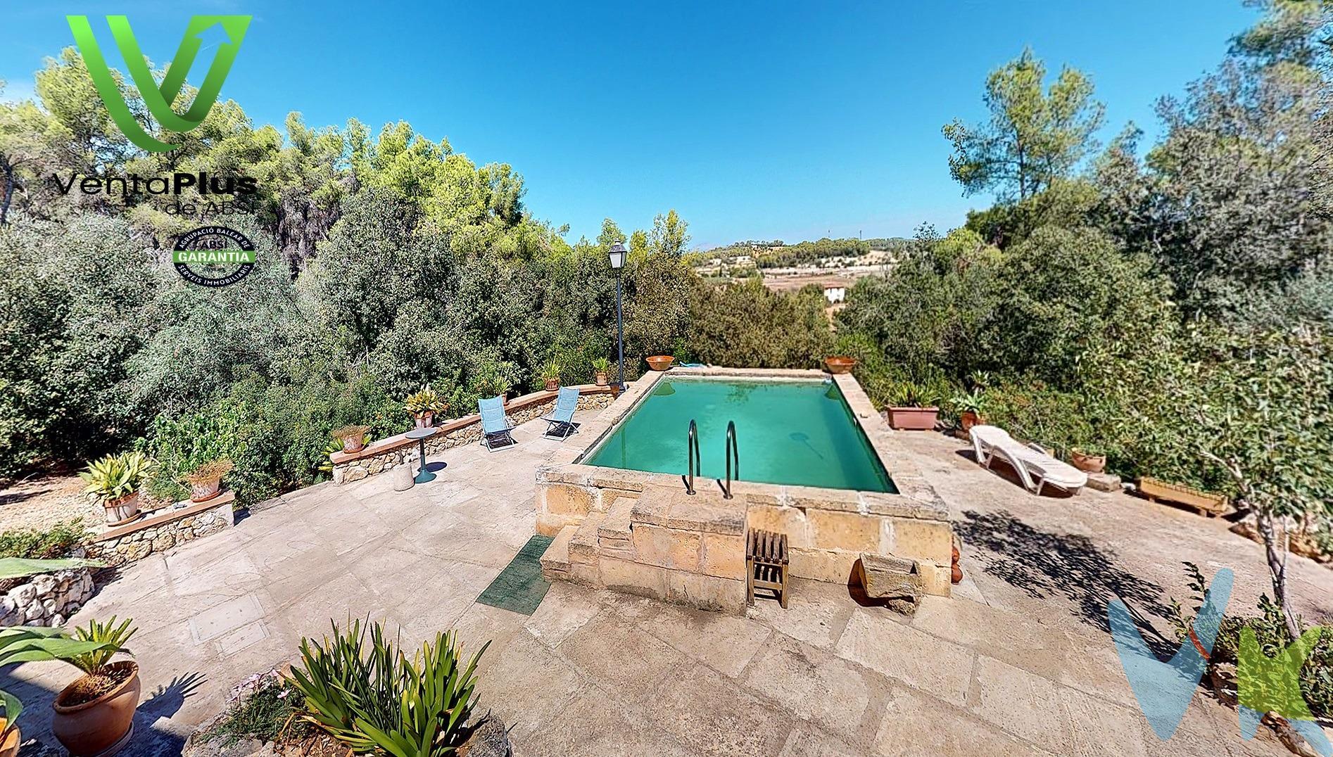 CÉDULA DE HABITABILIDAD EN VIGOR. ¡Descubre el paraíso en medio de la naturaleza en Sant Joan, Mallorca!. Te presentamos esta espectacular Finca Rústica, un auténtico oasis en medio de un exuberante bosque, donde la serenidad y la belleza de la naturaleza te envuelven en cada rincón. Esta propiedad ofrece una experiencia de vida única para aquellos que buscan la tranquilidad y la conexión con el entorno natural. Características de la propiedad:. Amplia casa de campo con una distribución ideal: cocina abierta al salón (con renovación en proceso por parte de los dueños), 4 habitaciones dobles, una habitación individual y 2 baños. Un segundo salón acristalado que te permitirá disfrutar de las vistas panorámicas al entorno natural desde la comodidad de tu hogar. Garaje para resguardar tus vehículos y herramientas. Una encantadora terraza que se convierte en el lugar perfecto para disfrutar de momentos al aire libre y las impresionantes vistas del entorno. Una refrescante piscina donde podrás relajarte y refrescarte en los cálidos días de verano. Energía proveniente de placas solares con baterías, lo que te permite vivir de manera ecológica y sostenible. Abastecimiento de agua a través de camión en un aljibe, posibilidad de buscar agua subterránea en la misma finca. . Esta Finca Rústica es una oportunidad única para aquellos que buscan un estilo de vida tranquilo y sostenible en un entorno natural incomparable. Disfruta de la paz y la serenidad que solo la vida en la finca puede ofrecer. ¡Ven a visitar esta propiedad y descubre la magia de vivir en el corazón de la naturaleza en Sant Joan, Mallorca! ¡Contáctanos hoy mismo para programar una visita!. Este inmueble ha sido certificado por ABSI (Asociación Balear de Servicios Inmobiliarios) lo que significa que la agencia comercializadora ha supervisado la documentación necesaria para la compraventa y que el inmueble forma parte de la bolsa de propiedades en multiexclusiva ABSI. Inmobiliaria Inscrita en el Registre Oficial d’Agents Immobiliaris de les Illes Balears con el NÚMERO REGISTRO: GOIBE747077/2024