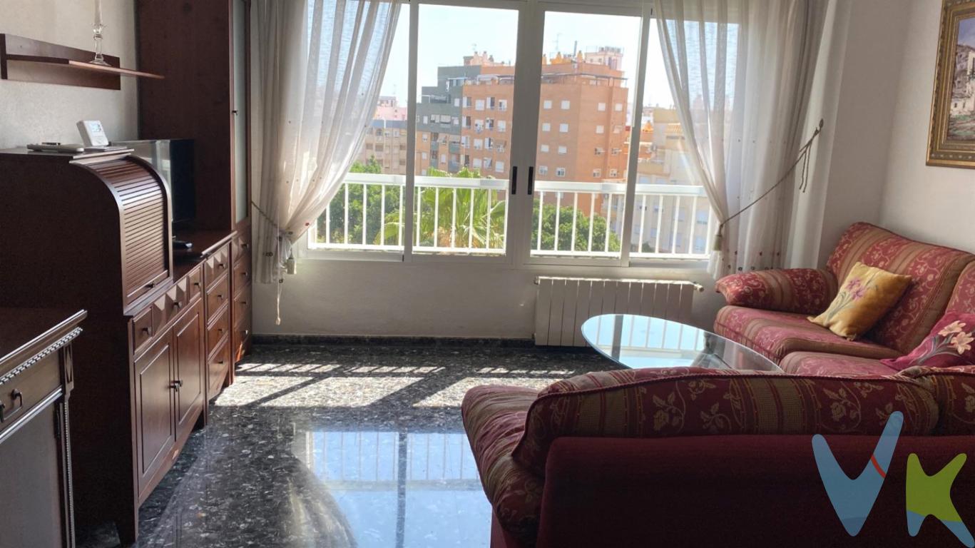 TU HOGAR JUNTO AL MAR,  LA PLAYA muy cerca para poder DARTE UN BAÑO EN LA PLAYA ANTES DE COMER, todos los servicios muy cerca, para no necesitar coger el coche ...VISTAS DESPEJADAS A LAS COPAS DE LOS ÁRBOLES... ¿Te apetece? ¡LLÁMANOS!..La playa de Puerto de Sagunto tiene una longitud de 1.300 m de arena fina y aguas cristalinas, con una zona de dunas y un espigón que le da una imagen muy característica. Su paseo marítimo tiene muchos restaurantes y cafés. Junto al mar encontrarás diferentes áreas para el ocio, el deporte y las actividades infantiles..Y a un paso de esta maravillosa playa, puedes tener TU CASA, como de vacaciones eternas..., en un edificio en perfecto estado, que requiere poco mantenimiento, con ascensor y planta de garajes en sótano. El piso tiene unos 90 m2. de superficie,  3 habitaciones dobles, dos baños, uno en la habitación principal. Propiedad en muy buen estado,  calefacción de ggas natural, con radiadores en toda la casa, 2 split de aire acondicionado, orientación noreste, terrazo, carpintería exterior de aluminio..PLAZA DE GARAJE INCLUIDA EN EL PRECIO.VIVIENDA VPO, consultar requistos para compra.INMUEBLE CERTIFICADO POR ASICVALEl municipio cuenta con todas las comodidades para vivir durante todo el año con toda clase de servicios ( hospital, centros comerciales, cines...). Esta población esta próxima de los centros urbanos como Canet d´en Berenguer, Sagunto y a 23 Km de Valencia. . .  *Por mandato expreso del propietario, comercializamos este inmueble en exclusiva, lo que le garantiza el acceso a toda la información, a un servicio de calidad, un trato fácil, sencillo y sin interferencias de terceros. Si usted es agente inmobiliario y tiene un cliente para este inmueble, llámenos estaremos encantados de colaborar.. . El precio indicado no incluye gastos ni otros conceptos. A tal efecto, se informa que al referido precio habrá que añadirle los gastos propios de la transmisión inmobiliaria, entre los que cabe enumerar los siguientes: honorarios notariales, impuesto al que se encuentre sujeta la transmisión (Impuesto sobre el Valor Añadido o Impuesto sobre Transmisiones Patrimoniales y Actos Jurídicos Documentados, según el caso), gastos de inscripción en el Registro de la Propiedad y honorarios de intermediación de la agencia inmobiliaria (3%+iva).. . 