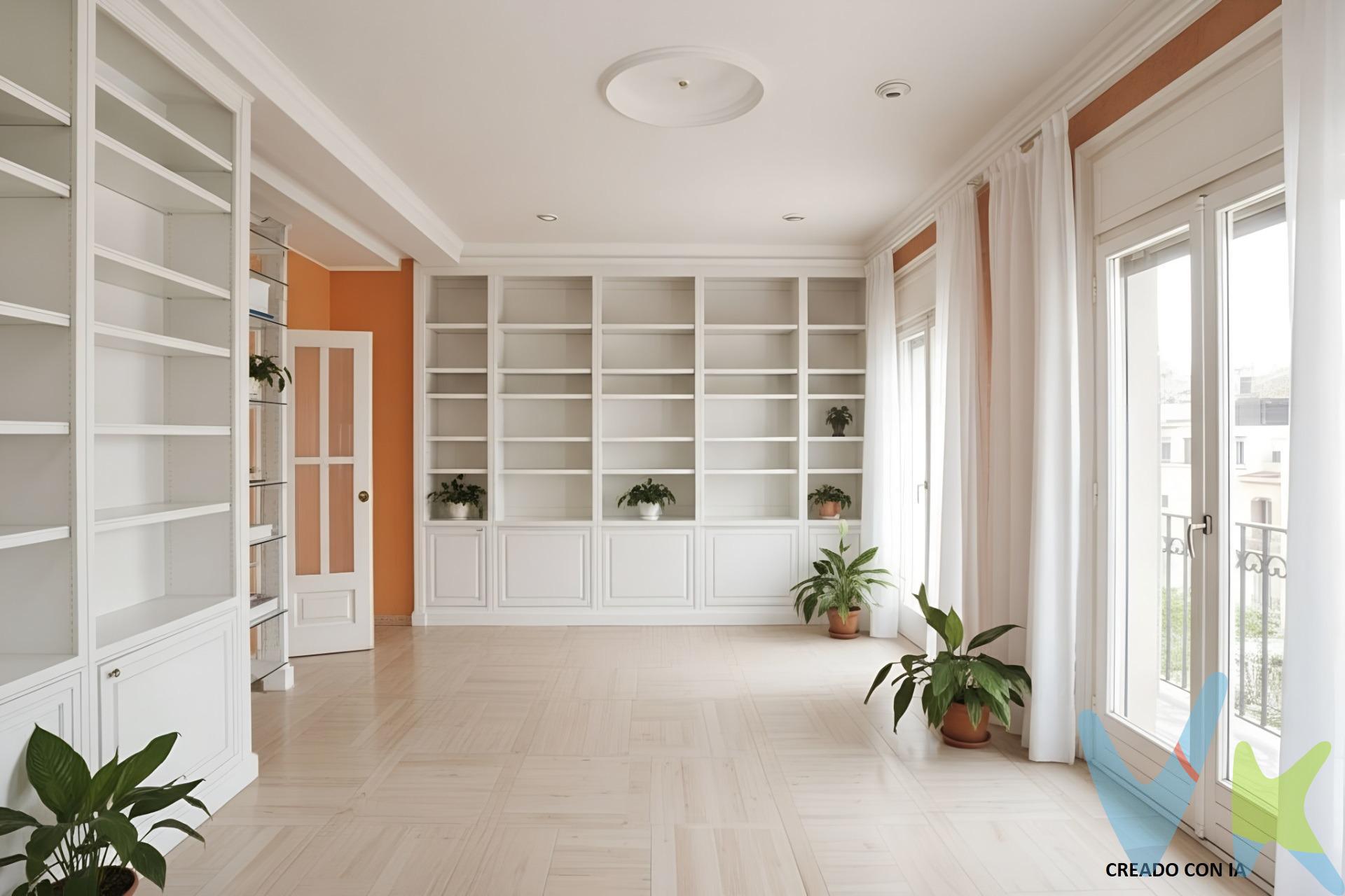 Hay viviendas que se recorren y otras que se experimentan. Esta elegante propiedad, situada en una de las calles más tranquilas y consolidadas del Barrio de Salamanca, invita a un paseo pausado desde el primer instante. Al cruzar la puerta acorazada, nos recibe un amplio y señorial vestíbulo que marca el carácter de la casa. La mirada se detiene en una celosía de madera con balaustres torneados, una pieza de ebanistería artesanal de estilo clásico español que aporta identidad y distinción, anticipando lo que está por venir. Avanzamos hacia el corazón de la vivienda: un espectacular salón-comedor de aproximadamente 80 m², un espacio pensado para vivir con amplitud, recibir invitados y disfrutar de la luz natural que entra desde el este a través de sus balcones exteriores. La orientación y la altura permiten que la vivienda se bañe de claridad desde primera hora del día, creando una atmósfera cálida y serena. La zona de descanso está perfectamente diferenciada. El dormitorio principal es una auténtica suite privada, con armarios empotrados de 11 hojas y un amplio baño en suite equipado con bañera de hidromasaje y ducha independiente, diseñado como un espacio de bienestar y desconexión. Un segundo dormitorio exterior, con balcón a la calle y armario empotrado, disfruta de luz natural y vistas despejadas. El tercer dormitorio, actualmente utilizado como despacho, resulta ideal para quienes necesitan un espacio tranquilo para teletrabajar o como habitación adicional. La cocina, independiente y completamente equipada, está pensada para el uso diario con total comodidad. Cuenta con puerta de servicio, aseo, y zona de lavado, una distribución funcional muy valorada en viviendas de este nivel. La vivienda dispone de aire acondicionado, persianas mecanizadas y calefacción central con contadores individuales, garantizando confort y eficiencia energética durante todo el año. Además, cuenta con tres balcones, un valor añadido difícil de encontrar en la zona. La propiedad se encuentra en una finca representativa, bien conservada, con ascensor, servicio de conserjería, acceso adaptado para personas con movilidad reducida (PMR) y ubicada dentro de una zona privada y especialmente silenciosa. El precio incluye plaza de garaje, elemento clave que aporta comodidad y revalorizan la vivienda en esta ubicación. La Calle General Díaz Porlier es una de las vías más demandadas del Barrio de Salamanca por su equilibrio perfecto entre vida residencial tranquila y cercanía a las principales arterias comerciales. Una calle de carácter señorial, con edificios de calidad, arbolado urbano y un entorno cuidado que refleja la esencia clásica del distrito. Vivir en el Barrio de Salamanca es apostar por calidad de vida, exclusividad y prestigio. A pocos minutos a pie encontrarás algunas de las mejores boutiques, restaurantes, galerías de arte y espacios culturales de Madrid, así como todos los servicios necesarios para el día a día: supermercados, centros médicos, colegios y gimnasios. Las comunicaciones son excelentes, con varias líneas de metro y autobús cercanas y rápido acceso a las principales vías de la ciudad, facilitando tanto los desplazamientos diarios como el disfrute del centro de Madrid. Superficies: Metros catastrales: 187 m², Metros según escritura: 175 m², Metros útiles: 170 m aproximados, según plano obtenido mediante cámara 360º. Conforme a lo establecido en la Ley 10/2025 de Publicidad Inmobiliaria, se informa que:. - El precio de venta publicado: no incluye el mobiliario ni la decoración, ni los impuestos, ni los honorarios derivados del servicio de compra. -El comprador asumirá, además del precio de compraventa, un coste adicional del 3 % del precio de venta del inmueble en concepto de servicio de gestión, asesoramiento y acompañamiento en todo el proceso de compra. - Impuesto de Transmisiones Patrimoniales (ITP):6 % del precio de compra. - Gastos de notaría: entre un 0,2 % y un 0,5 % del del precio de compra. - Gastos de inscripción en el Regi