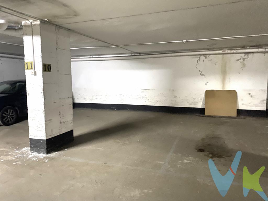 En Corrales, concretamente en La zona de La Pontanilla, tenemos para la venta esta plaza de garaje de buen tamaño, con muy buen acceso y amplias zonas de maniobra, por lo que no tendrás problema en aparcar tu vehículo.No dudes en venir a visitarnos y no te arrepentirás!!