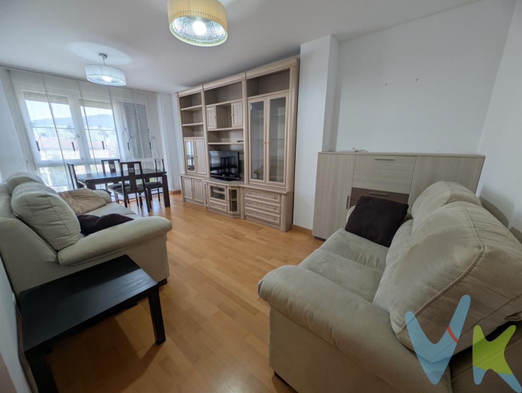 Estas buscando tu hogar en Cantabria Oriental ??? Este acogedor piso te está esperando.Características principales:2 habitaciones luminosas1 baño completoCocina equipadaSalón acogedorPlaza  de garajeUbicación inmejorable:- A un paso de las playas de Noja e Isla- Salida directa a la autovía - A solo 25 min de Santander y 50 min de BilbaoIdeal tanto para residencia habitual como para disfrutar de tus escapadas.📞 Llama y ven a visitarlo hoy mismo!