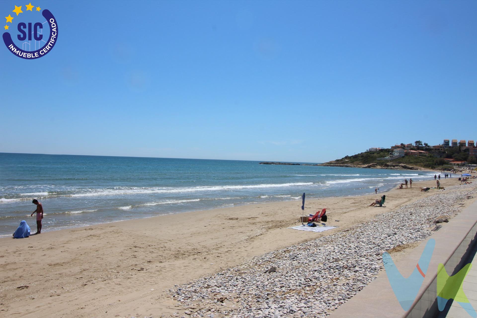 ¡OPORTUNIDAD ÚNICA!. local en primera línea de playa, con vistas al mar y zona de paso, amplio y versátil con flexibilidad para diseñar tu espacio según tus necesidades, tiene hueco para instalación de salida de humos. Ideal para oficinas con vistas al mar, restaurante o cafetería con terraza, etc.. Es perfecto para atraer clientes gracias a su gran visibilidad. No te pierdas esta oportunidad y contacta con nosotros para obtener más información. La playa Morro de Gos, con un entorno ideal para relajarte. Encontrarás todos los servicios e instalaciones que distinguen a una playa accesible. Su encanto principal reside en su tranquilidad. Esta maravillosa playa cuenta con los distintivos de Bandera Azul, ISO14001, SICTED (Sistema Integral de Calidad Turística en Destino) y “Q” Qualitur. Como ves una preciosa playa de fina arena con oleaje moderado y poco profundo. Los metros útiles son aproximados. Este inmueble es en exclusiva, con lo que le facilitamos cualquier información sobre la vivienda. Por este motivo, solicitamos no molesten al propietario, ocupantes de la propiedad, vecinos o conserje de la comunidad. . Muchas gracias por su comprensión. El precio indicado puede sufrir variaciones. En todos los casos los precios expuestos son más impuestos y gastos derivados de la transmisión del inmueble. 