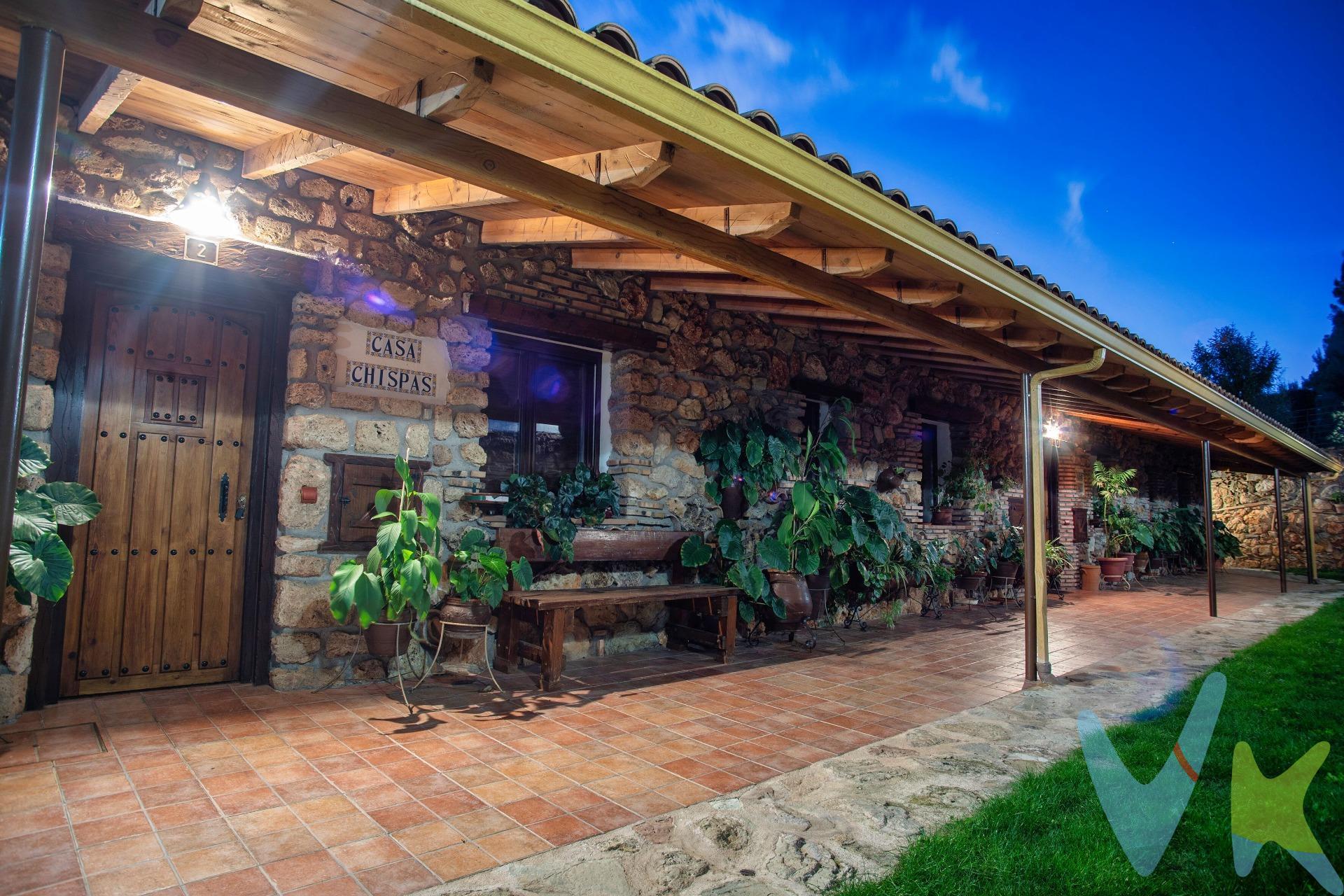 🏡 Complejo Turístico El Serbal – Inversión con encanto, rentabilidad y potencial de crecimiento en plena Sierra de Segura.!. En el corazón del Parque Natural de las Sierras de Cazorla, Segura y Las Villas se encuentra El Serbal, un complejo turístico rural único por su privacidad, sostenibilidad y entorno natural incomparable. Construido sobre una parcela totalmente vallada de 1.750 m² y con más de 700 m² edificados, ofrece cuatro casas rurales totalmente equipadas), zonas comunes ajardinadas, piscina climatizada con zona de spa y amplios espacios de ocio pensados para el descanso y el disfrute en familia o con amigos. El conjunto dispone de todas las licencias y suministros individualizados, calefacción por biomasa, agua de manantial y un alto nivel de eficiencia energética (calificación B). Además, cuenta con la posibilidad de ampliar nuevas viviendas en el terreno superior actualmente destinado a placas solares. El complejo ha generado un retorno sobre la inversión (ROI) medio del 4,3 % desde 2006, bajo gestión familiar y con una comercialización mínima. Sin embargo, su potencial real de rentabilidad se demostró en los periodos 2006 – 2010, en los primeros años de apertura, y 2016 – 2019, cuando fue gestionado por un tercero con una promoción más activa, con un ROI medio del 6,0 % y picos del 7,8 %, lo que evidencia su gran potencial de rentabilidad con una estrategia turística profesional y presencia online adecuada. Por su gran capacidad de crecimiento mediante una gestión turística profesional, El Serbal representa una oportunidad de inversión sólida y sostenible. 📍 Benatae (Jaén), junto al Parque Natural de Cazorla, Segura y Las Villas. Llama y preguntamos sin compromiso. ¡Agenda hoy mismo tu visita si lo deseas!. En cumplimiento de las obligaciones de información previstas en la Ley 10/2025, de 28 de diciembre, de servicios de atención a la clientela y transparencia, así como en la normativa sectorial vigente, el precio indicado no incluye los gastos e impuestos inherentes a la adquisición, los cuales se desglosan estimados o con posibilidad de calcularlos a continuación; los gastos más ajustados serán dados en el D.I.A. en la visita a inmuebles, o antes. *Gastos de Notaría: La Minuta se calculará según al arancel notarial oficial: Anexo I, del Real Decreto 1426/1989, de 17 de noviembre. Enlace: https://notariared.com/calculadora-gastos-compra-vivienda/. *Gastos de Registro de la Propiedad: La inscripción se facturará según el arancel oficial: ANEXO I, del Real Decreto 1427/1989, de 17 de noviembre. Igual enlace anterior. *Gastos de Gestión (Gestoría): Los honorarios por la tramitación administrativa, liquidación de impuestos e inscripción registral ascienden de forma estimativa a [363 € aprox.] (IVA incluido), aunque depende de cada caso, y su dificultad. *Honorarios Agencia del Vendedor: incluidos en el PVP. *Honorarios Agencia del comprador: La agencia prestará los servicios de información, asesoramiento y acompañamiento previstos en el Encargo de Servicios y en el D.I.A. Si solicita servicios adicionales o personalizados, sus honorarios serán informados previamente, de forma individualizada y por escrito, conforme a la libertad de pactos y a la normativa vigente. *Si necesita Financiación, su banco le informará. *Impuesto sobre Transmisiones Patrimoniales (ITP): Se aplicará el tipo impositivo vigente en Andalucía (generalmente el 7%, sin perjuicio de tipos reducidos del 6%. 3,5%, etc, aplicables según las circunstancias personales del comprador o las características del inmueble). El impuesto se devenga sobre el superior entre: 1.- Valor de Referencia de Catastro; y 2.- Precio de venta. Puede calcular su situación personal en el portal oficial de la A.T. de Andalucia. enlace: https://www.juntadeandalucia.es/organismos/economiahaciendayfondoseuropeos/areas/tributos-juego/tributos/paginas/impuestos-cedidos-transmisiones.html;. 