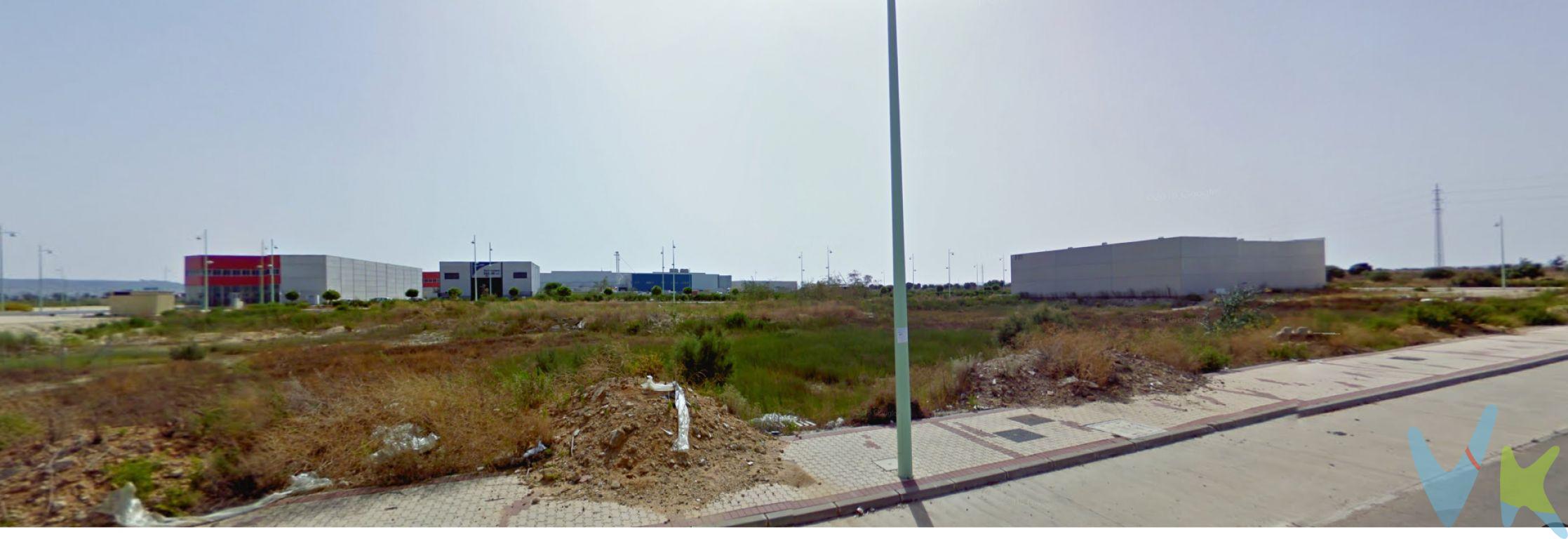 Excelente oportunidad para invertir. Parcela de 650 m2 en el Poligono Las Salinas en El Puerto de Santa María. Toda una oportunidad de inversión o para negocio propio. Para más información consultar con la agencia. .  "De acuerdo con lo prevenido en el Decreto 218/2005, de 11 de octubre, se informa al cliente que los gastos notariales, registrales, I. T. P. , honorarios de intermediación, gastos financieros, y otros gastos inherentes a la compraventa no están incluidos en el precio. "