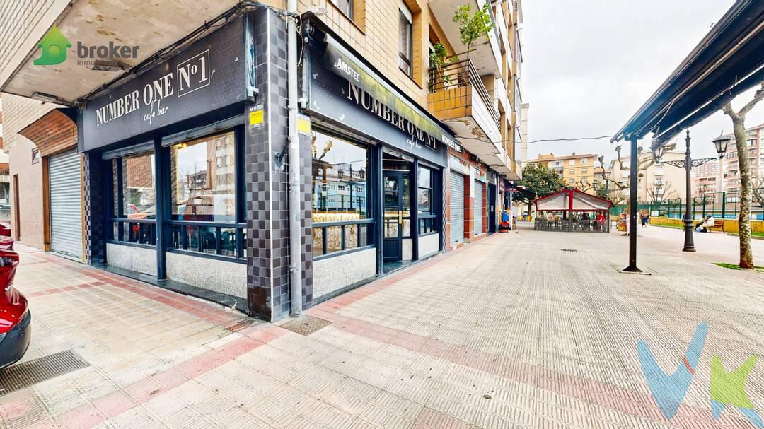 ¡¡¡ EXCLUSIVA !!!  INMOBILIARIA BROKER pone a tu disposición este BAR CON BUEN ESPACIO PARA TERRAZA.
En pleno barrio de Arteagabeitia, en una CALLE PEATONAL en frente del Colegio de Zuazo, zona de ocio por excelencia del barrio, con gran afluencia de gente durante todo el año.
El local se encuentra en muy buen estado, para que puedas empezar a trabajar desde el primer día.
Cuenta con dos baños, espacio para 3 o 4 mesas y una pequeña cocina con extractor (no tiene salida de humos).
Se trata de un local en esquina, con grandes ventanales a ambos lados y mucha luz durante todo el día.
Si estás pensando en emprender en el mundo de la hostelería, es tu oportunidad de estar en una zona con mucha demanda. Llámanos cuanto antes y concertamos una visita.
Usamos tecnología 3D, para que puedas ver el local con total realidad. Así, en la visita todo será más fácil a la hora de tomar decisiones.
Gastos de gestión del 3.500 euros (+IVA) a cargo del comprador, no incluidos en el precio.
Colegiado API 584. Trabaja con verdaderos profesionales.