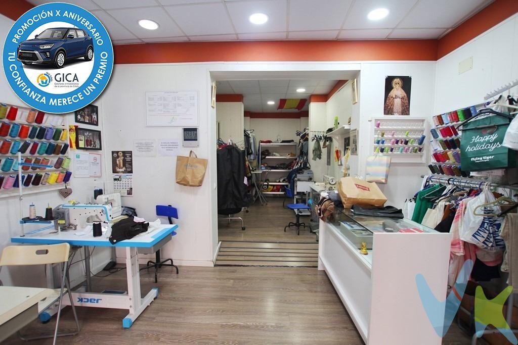 Céntrico Local Comercial, situado en zona de paso habitual de peatones además de vehículos, y situado muy cerca del Teatro Villamarta.  Con 45.00 m. de superficie, dispone de estancia principal, buhardilla de almacenamiento y un aseo. Propiedad reformada con suelo de tarima flotante. Extras: aire acondicionado (1split). Situado en el mismo centro de la ciudad, rodeado de multitud de comercios y zonas de restauración. De acuerdo con lo prevenido en el Decreto 218/2005, de 11 de octubre, se informa al cliente que los Gastos Notariales, Registrales, impuesto de transmisiones (ITP) o I.V.A., Honorarios de intermediación, Gastos financieros, y otros gastos inherentes a la compraventa no están incluidos en el precio. 