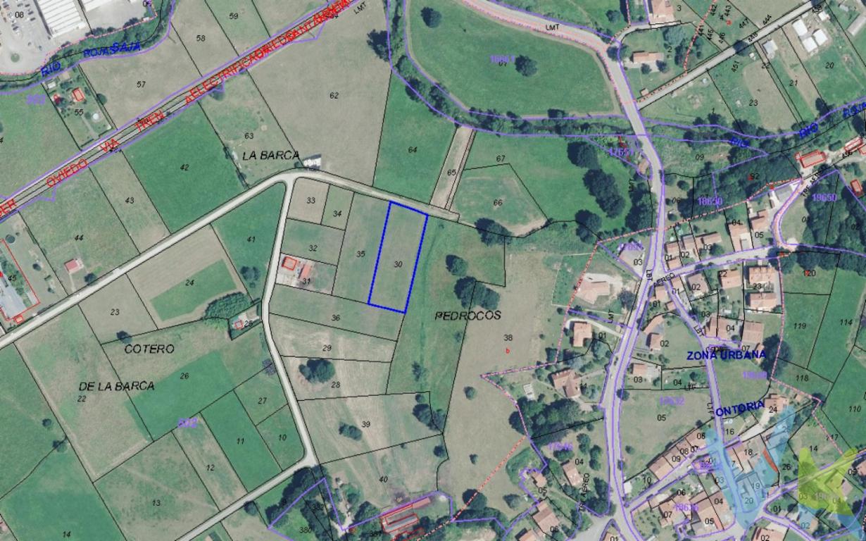 Finca rústica muy próxima a Cabezón de la SalSe vende finca rústica situada en la zona de Las Bregas, en Cabezón de la Sal, con una superficie aproximada de 2.738 m².La parcela está clasificada como suelo rústico de protección agropecuaria y cuenta con acceso por camino.Destaca por su excelente ubicación, muy próxima al núcleo urbano de Cabezón de la Sal, donde se encuentran todo tipo de servicios, comercios, centros educativos y buenas comunicaciones.Una finca ideal para uso agrícola, ganadero, huerta, cultivo o disfrute del entorno rural, en una zona tranquila pero muy cercana al centro.Consúltenos para ampliar información. Gastos e Impuestos no incluidos en el precio. Compra sujeta a ITP. El comprador se hará cargo de los costes de la escritura e inscripción en el Registro de la Propiedad.Más información sobre transparencia, impuestos, gastos y condiciones de compraventa en nuestra web www.activanorte.com