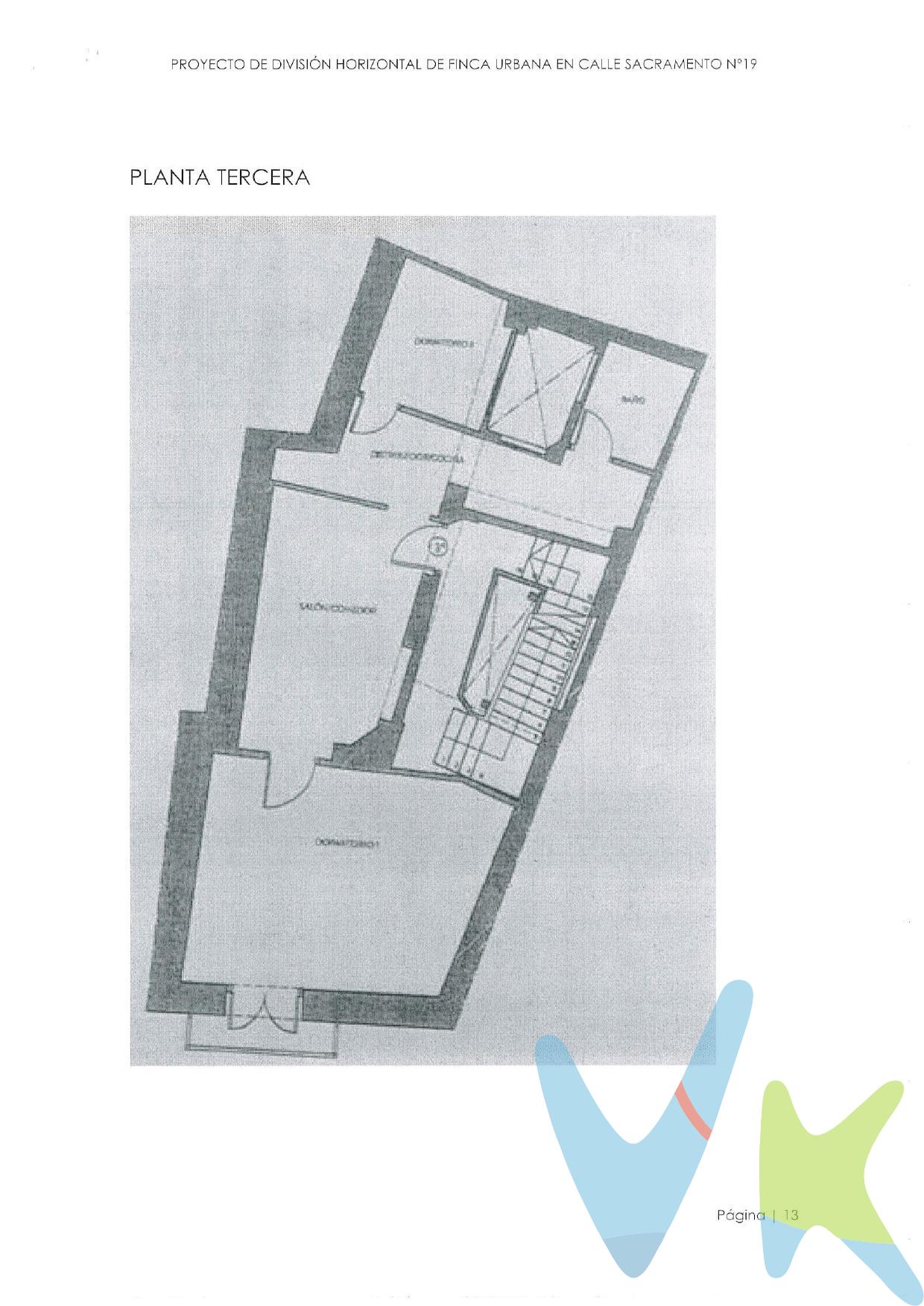 Exclusivo apartamento actualmente en proceso de reforma, ubicado en segunda planta de una finca tranquila con pocos vecinos. Su posición en segunda planta le aporta una excelente luminosidad y ventilación natural, realzando  espacios cómodos, modernos y perfectamente aprovechados. Una vivienda lista para disfrutar, donde se cuidará cada detalle para ofrecer confort y funcionalidad en una ubicación inmejorable. Ideal tanto para vivir como para invertir en una de las zonas más cotizadas del centro. Por mandato expreso del propietario, comercializamos este inmueble en exclusiva, lo que le garantiza el acceso a toda la información, a un servicio de calidad, un trato fácil, sencillo y sin interferencias de terceros. Por este motivo, se ruega no molestar al propietario, a los ocupantes de la propiedad o a los vecinos. Muchas gracias por su comprensión. Si usted es agente inmobiliario y tiene un cliente para este inmueble, llámenos.  .  .  Informamos a nuestros clientes de que los gastos de notaría, registro, gestaría, impuestos y los honorarios de la agencia no están incluidos en el precio. A su vez, disponemos del documento informativo abreviado de la propiedad (según decreto 218/2005, del 11 de octubre) y de seguro de caución, para la protección del dinero entregado como señal para la reserva de una vivienda o inmueble.
