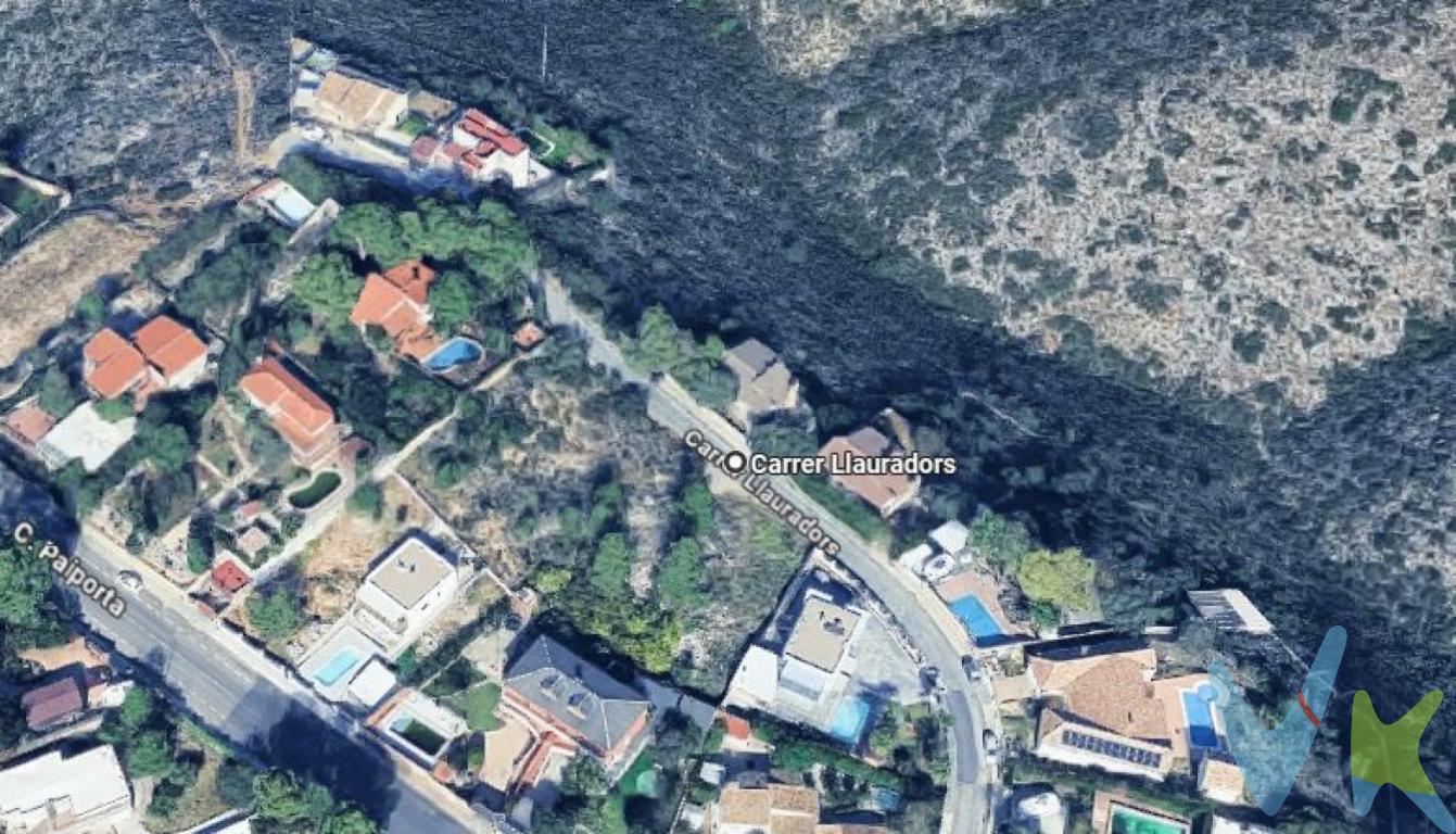 TERRENO URBANO de 1189m² en Calicanto¿Te gustaría hacerte la casa de tus sueños en plena naturaleza pero a un paso de Torrent?Le ponemos a su disposición una estupenda oportunidad, parcela totalmente urbana de 1189m² en Calicanto (Torrent) con fosa séptica.Para cualquier aclaración no dude de ponerse en contacto con nosotros, estaremos encantados de poderle ayudar.Si tienes que vender antes tu vivienda, llámanos y te asesoramos cómo hacerlo para además tener los mínimos gastos posibles y todas las garantías.Agencia Registrada con el nº4039 en el Registro Obligatorio de Agentes Inmobiliarios de la Comunidad ValencianaPor mandato expreso del propietario, COMERCIALIZAMOS ESTE INMUEBLE EN EXCLUSIVA, lo que le garantiza el acceso a toda la información, a un servicio de calidad, un trato fácil, sencillo y sin interferencias de terceros. Por este motivo, se ruega NO MOLESTAR AL PROPIETARIO, a los ocupantes de la propiedad o a los vecinos. Muchas gracias por su comprensión.La oferta está sujeta a cambios de precio o retirada del mercado sin previo aviso. Este anuncio en su conjunto, incluyendo textos, fotos, imágenes o cualquier otro contenido de este, no es vinculante dado que la información es ofrecida por terceros y puede contener errores. Se muestra a título informativo y no contractual.El precio del inmueble no incluye los honorarios de la agencia que ascienden al 4%+IVA del precio final del inmueble, ni los gastos de notaría y registro de la propiedad (que están sujetos a aranceles y varían dependiendo del precio de escrituración), ni los impuestos (que en la Comunitat Valenciana varían dependiendo del precio del inmueble y de las características personales del comprador).Esta propiedad se pone a la venta con toda la documentación comprobada y en regla, por lo que ofrecemos GARANTÍAS a los compradores.