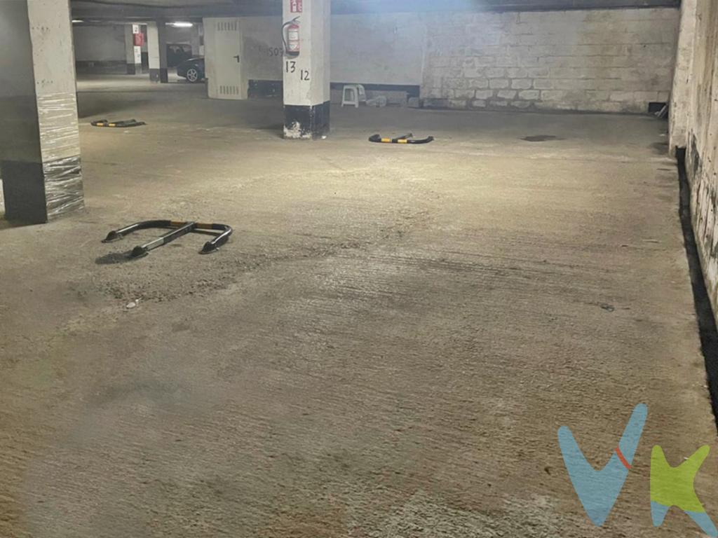 Plaza de garaje en venta en Renedo de PiélagosSe vende plaza de garaje de aproximadamente 13 m², situada en el centro de Renedo de Piélagos.Ideal para olvidarte de los problemas de aparcamiento y tener tu vehículo siempre protegido.¡Ven a verla sin compromiso!Gastos e Impuestos no incluidos en el precio. Compra sujeta a ITP. El comprador se hará cargo de los costes de la escritura e inscripción en el Registro de la Propiedad.Honorarios al comprador: 1.000  + IVA por gastos de gestión.Más información en www.activanorte.com