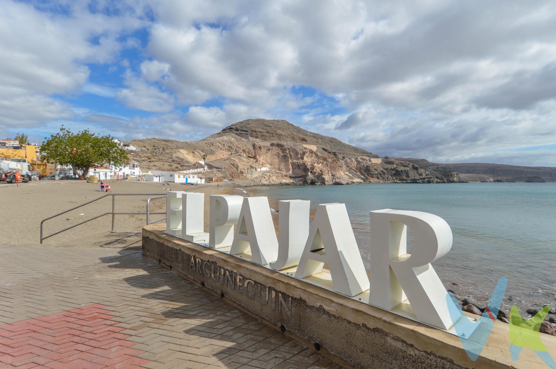 ✅Tenemos el placer de presentar a la venta esta acogedora casa terrera situada en El Pajar (Santa Águeda), una de las zonas más auténticas y demandadas del sur de Gran Canaria. Hoy tienes la oportunidad de oro de adquirir tu propia vivienda a un paso de la playa de Santa Águeda. Si conoces la zona, sabes que esta oportunidad no volverá a repetirse en mucho tiempo 🚀.  🌅🚶‍♂️¿Cuántas veces has caminado por El Pajar pensando que nunca saldría una casa a la venta? Tu oportunidad ha llegado 🏖️. 🛋️ Planta Principal: Confort y Hogar. Al entrar, un hall te da la bienvenida, dando paso a un pasillo central que distribuye con armonía toda la planta: un salón acogedor ideal para el descanso, cocina totalmente equipada, lista para entrar a vivir. Un dormitorio principal espacioso, un dormitorio infantil perfecto para la familia, un tercer dormitorio, actualmente destinado a trastero, ofreciendo una gran versatilidad (despacho, vestidor, etc.) y un baño completo principal. ☀️ Planta Alta: El Alma de la Casa; Si buscas el exterior, aquí lo tienes todo. La planta alta es un auténtico oasis diseñado para vivir al aire libre: Una gran terraza soleada durante casi todo el día, el espacio que todos envidiarán, zona de solarium con espacio de reuniones familiares, perfecto para barbacoas y cenas bajo las estrellas, una sala de estar adicional, ideal para zona de juegos o dormitorio extra, y un segundo baño completo, para una comodidad total sin tener que bajar a la planta principal.Tener además alarma instalada y placas solares instaladas, convierten la vivienda en un hogar "inteligente" y lista para disfrutar sin preocupaciones. 📍 Ubicación Imbatible;  Situada en el corazón de El Pajar, a pasos de la playa, de los famosos restaurantes de la zona y del nuevo paseo marítimo. Caminando podrás llegar a los mejores restaurantes de pescado de la isla, al nuevo paseo marítimo y a zonas de absoluta calma 🌊 Olvida el coche y disfruta de la comodidad de tenerlo todo a mano; colegios cercanos, parque infantil para los más pequeños, centro de mayores, centro de salud y zonas de aparcamiento alrededor. . Es la oportunidad de entrar en un pueblo con alma 🏠💖 En El Pajar, las puertas aún se abren con confianza y los vecinos te cuidan. Es el lugar perfecto para quienes buscan la paz de un entorno marinero. * ✨Algunas imágenes de este anuncio han sido optimizadas o generadas mediante IA para mostrar el potencial de reforma o decoración de la vivienda. 🔑*Visitas a la propiedad*: Todos los interesados en ver la propiedad deberán presentar un documento de identificación válido, como DNI, NIE o pasaporte, antes de la visita. Además, se requerirá que firmen una hoja de visita al ingresar a la propiedad. INFORMACION ADICIONAL:. - El uso de la propiedad estará siempre sujeto a la legislación vigente. - Información legal: El Precio de Venta al Público (PVP) no incluye impuestos ni gastos de escritura, que legalmente corresponden al comprador y se estiman entre un 8% y 10% adicional. Estos costes comprenden el ITP (6,5% general, sujeto a excepciones) en viviendas de segunda mano, o IGIC (7%) y AJD (1%) en obra nueva, además de aranceles de Notaría y Registro (aprox. 0,3% - 0,8%) y gestión documental. La base imponible se calculará sobre el mayor valor entre el precio de venta, la tasación o el valor de referencia catastral. Los gastos derivados de la financiación (tasación y gastos bancarios) corren a cargo del comprador según su elección, mientras que los honorarios de intermediación inmobiliaria están incluidos en el precio y son asumidos por el vendedor. Operación sujeta a aceptación expresa del vendedor e información legal completa a disposición del consumidor. - La información sobre la propiedad está sujeta a posibles errores y cambios involuntarios.