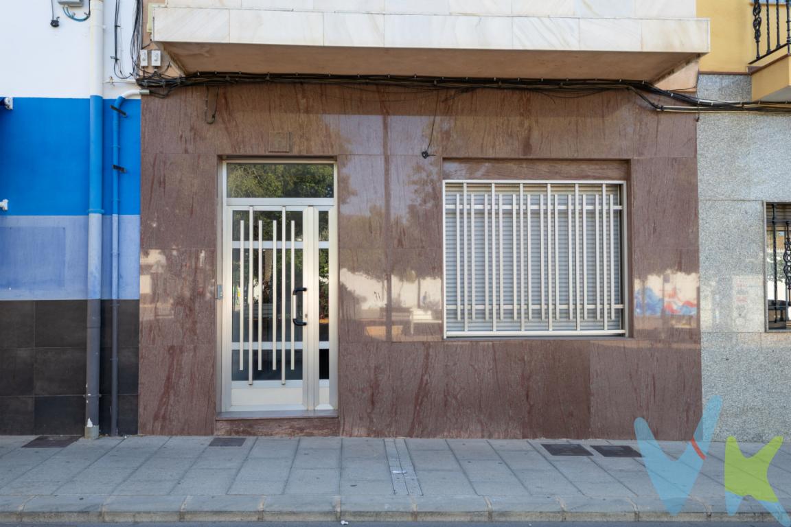 Se venden dos viviendas conjuntamente en pleno centro de Plaza Circo, una excelente oportunidad tanto para inversión como para crear una vivienda amplia y personalizada.La venta es conjunta, ya que ambas viviendas comparten un único número registral, por lo que no es posible su venta por separado.Características:Dos pisos incluidos en el precio.Edificio muy exclusivo de solo 3 viviendas.Ambos inmuebles para reforma integral, ideales para diseñarlos completamente a tu gusto.Excelente ubicación, con todos los servicios a pocos pasos.Una propiedad con un gran potencial para quienes buscan un proyecto de rehabilitación en una de las zonas más céntricas de La Vall d\'Uixó. El precio indicado no incluye gastos ni otros conceptos. Al precio publicado deberá añadirse: - Honorarios de intermediación de la agencia inmobiliaria  - Gastos de inscripción en el Registro de la Propiedad  - Honorarios notariales - Impuestos aplicables a la transmisión (IVA o ITP y AJD, según el caso)    El inmueble se vende sin amueblar, sin electrodomésticos, enseres ni elementos decorativos.  