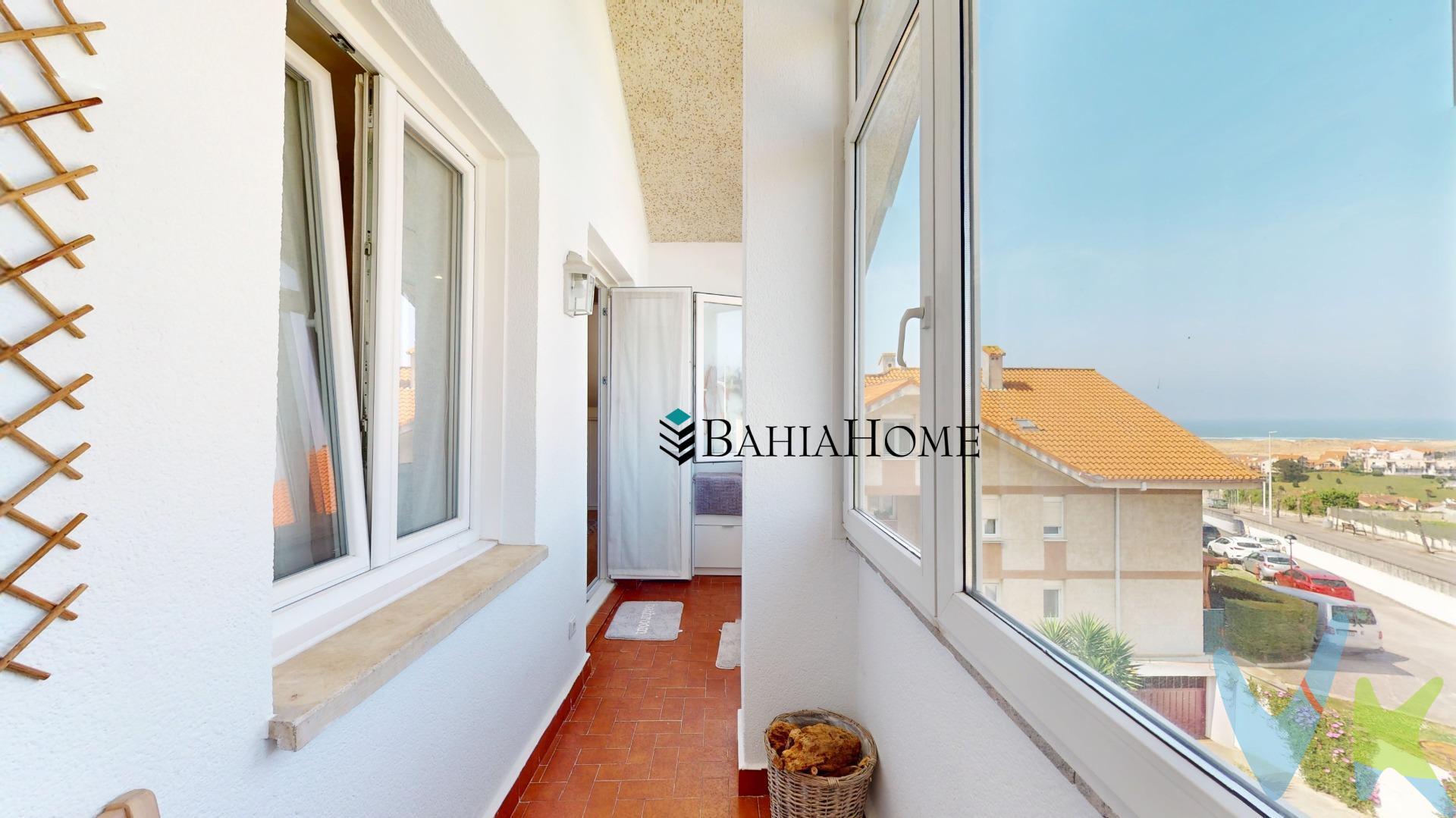 Descubre este fantástico piso totalmente reformado en 2023, amueblado y equipado, situado en la tranquila y demandada de la playa  Mogro, donde la luz, el confort y el entorno natural se combinan a la perfección. Con 101 m² de superficie, esta vivienda destaca por su excelente orientación sur y este, lo que garantiza luminosidad durante todo el día y unas agradables vistas al mar que harán de cada momento en casa algo especial. 🏡 Características principales. 📐 101 m² construidos. 🛏️ 2 habitaciones. 1 habitación doble. 1 habitación individual. 🛁 2 baños completos. 🛋️ Salón-comedor independiente, amplio y acogedor, con chimenea. 🍽️ Cocina americana equipada, con práctica galería. 🔥 Calefacción eléctrica. 🌳 Orientación sur y este (muy soleado). 🌊 Vistas al mar. 🪵 Suelos de madera. 🔐 Puerta de seguridad. 🚗 Plaza de garaje incluida. 📦 Trastero. 🚨 Preinstalación de alarma. 🌴 Zonas comunes y extras. 🏊‍♂️ Piscina comunitaria. 🌿 Entorno tranquilo y natural. 📍 Ubicación privilegiada. 🏖️ A tan solo 400 metros de la playa de Mogro. 🌄 Rodeado de naturaleza, dunas y rutas costeras. 🚗 Buena conexión con Santander y alrededores. 💡 Ideal para…. Parejas que buscan tranquilidad junto al mar. Segunda residencia para disfrutar todo el año. Inversores que quieran una vivienda en zona turística. Familias que valoran espacio, comodidad y entorno natural. 🌟 Una oportunidad única. Vivir cerca del mar, con todas las comodidades y en un entorno privilegiado, es posible. Este piso reúne todo lo necesario para disfrutar desde el primer día. 📞 Contacta ahora y ven a visitarlo. ¡Te encantará!. En BAHÍA HOME gestionamos propiedades en exclusiva, garantizando un servicio profesional, transparente y eficaz. El precio publicado incluye los honorarios de intermediación, sin costes adicionales para el comprador. No están incluidos los impuestos (ITP, IVA y AJD en su caso), ni los gastos de notaría, registro y gestoría. El consumidor tiene derecho a recibir, con carácter previo a la formalización de la operación, la información completa del inmueble (identificación, situación jurídica, urbanística, económica y estado de cargas), conforme a la normativa vigente. 
