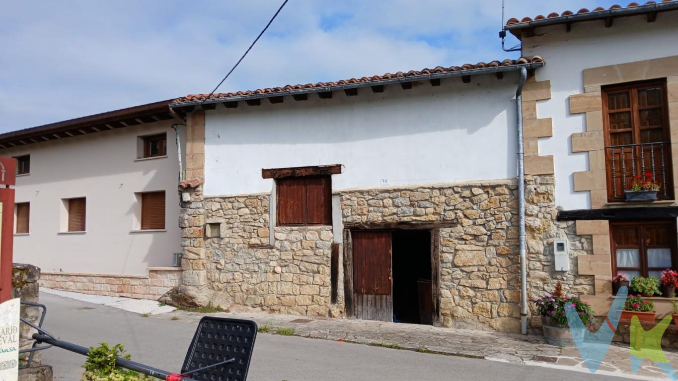 En el pueblo de Roiz, en el  municipio de Valdáliga presentamos una oportunidad única para adquirir una propiedad con historia y encantoDescubre una excepcional oportunidad de inversión en esta cuadra, para rehabilitar y poderla convertir en la vivienda de tus sueños en un entorno rural y tranquilo y con un gran potencial de revalorización en una zona de inigualable belleza naturalDesde su ubicación, disfrutará de unas vistas despejadas garantizando paz y contacto directo con la naturaleza.Situada en La Concha, una zona conocida por su belleza natural y encantador ambiente rural, perfecta para quienes buscan tranquilidad sin alejarse demasiado de las comodidades modernas. Contáctenos hoy mismo para obtener más información y concertar una visita.
