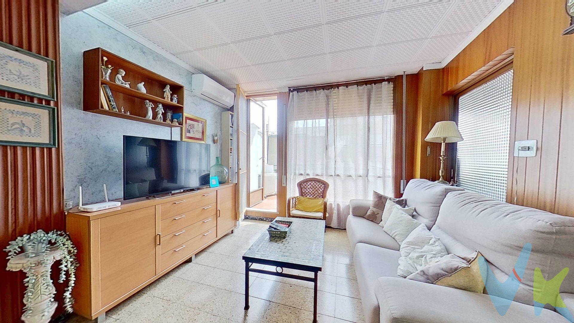 ¡Tu nuevo hogar en Corbera te está esperando! Amplio piso de 105 m² con terraza y trastero – Listo para entrar a vivir. ¿Buscas un piso amplio, luminoso y bien ubicado? Esta es tu oportunidad. Te presentamos esta fantástica vivienda de 105 m² construidos, amueblada, para que te puedas trasladar lo antes posible. Situada en una primera planta sin ascensor, en una zona tranquila de Corbera (Valencia), muy cerca del emblemático Castillo de Corbera, parques, supermercados y paradas de autobús. El piso cuenta con:. 	•	4 dormitorios espaciosos. 	•	1 baño completo. 	•	Cocina equipada con espacio de almacenamiento y despensa. 	•	Luminoso salón-comedor con acceso a balcón. 	•	Terraza privada, ideal para disfrutar del buen clima y hacer barbacoas con los familiares y amigos. 	•	Trastero incluido, perfecto para almacenar sin restar espacio a la vivienda. Una propiedad que destaca por su buena distribución, luz natural y ubicación privilegiada. Ideal para familias, parejas o como inversión. ¡No dejes pasar esta oportunidad! Contacta con nosotros y agenda tu visita. La descripción del presente inmueble e imágenes tienen mero carácter informativo y en ningún caso carácter contractual, pudiendo ser modificados por la inmobiliaria comercializadora sin que ello implique responsabilidad alguna frente a terceros. En el precio de venta a público, esta propiedad NO incluye los gastos de adquisición (Notario, registro, gestión, honorarios, etc…).