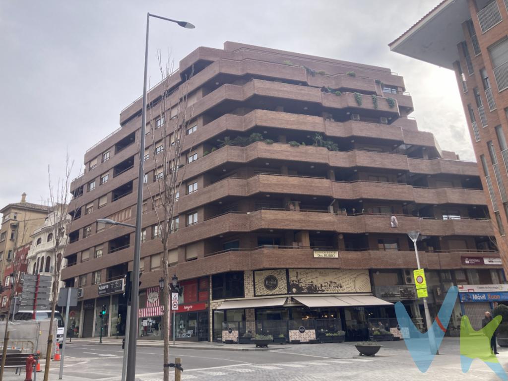 Plaza de garaje a la venta en el centro de Tudela en calle Gaztambide Carrera ideal para moto