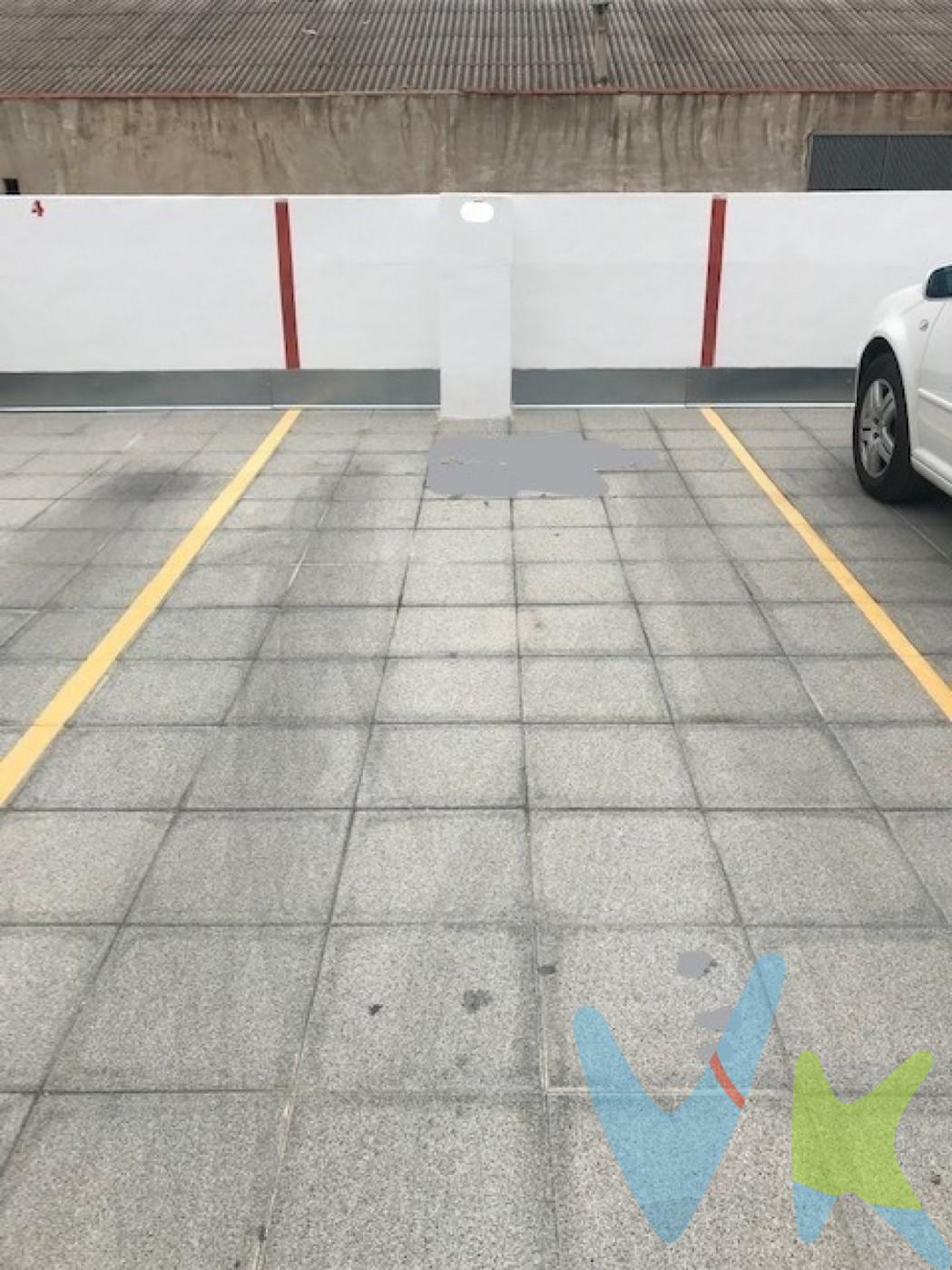 Plaza de parking en el centro de Gandia.  Comodidad, servicio ,situación, precio ; esta cochera cumple todos los requisitos  para solucionar los problemas de la gente que trabaja o vive en el centro de Gandia . Ir al centro ya no te supondrá ningún esfuerzo. Ven y pregúntanos, nuestros comerciales te informarán y asesorarán sin ningún compromiso.  ¡¡ Precio interesante !!