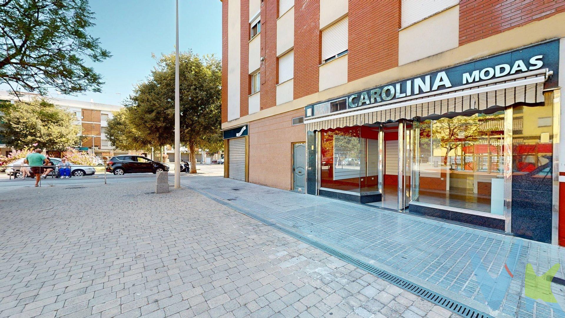 Presentamos este magnífico local comercial en Carretera de Trassierra. Ubicado en una zona perfectamente conectada y rodeada de todo tipo de servicios, este espacio ofrece múltiples posibilidades:. ✅ Ideal para emprendedores que deseen poner en marcha su propio negocio. ✅ Gran oportunidad para inversores, con la opción de transformarlo en vivienda y obtener una excelente rentabilidad. No dejes escapar esta oportunidad única de inversión. 📩 Solicita información sin compromiso y te asesoraremos en todo el proceso. INFORMACIÓN IMPORTANTE. En cumplimiento de la normativa vigente tenemos a disposición del cliente Documento de información Abreviada. Los precios indicados no tienen caducidad, pero pueden ser alterados sin previo aviso. Los GASTOS DE LA COMPRA son Según ley ( Notaria, Registro e Impuestos ) no están incluidos. Los Honorarios de la agencia  no están incluidos.