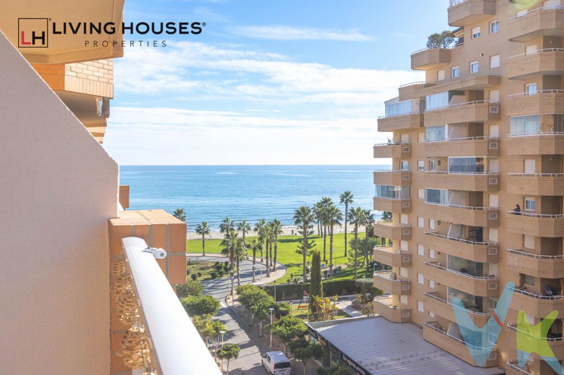 Descubra su próximo hogar en una ubicación privilegiada de la hermosa localidad de Oropesa del Mar-Orpesa. Este atractivo apartamento en venta se encuentra en la deseada zona de Marina d\'Or, conocida por su ambiente vibrante y su cercanía al mar. Con una superficie de 58 metros cuadrados útiles y un total de 68 metros cuadrados construidos, esta propiedad ofrece un espacio acogedor y funcional, ideal para parejas o pequeñas familias.Situado en la sexta planta de un edificio moderno construido en 2010, el apartamento garantiza comodidad y estilo. Acceder a la vivienda es sencillo gracias al ascensor disponible, que proporciona una solución práctica y eficiente para el día a día. Además, no tendrá que preocuparse por el estacionamiento, ya que cuenta con plaza de garaje incluida en el precio de venta.El inmueble se distingue por su distribución bien pensada que maximiza cada metro cuadrado. Al entrar, será recibido por un espacio luminoso y ventilado, gracias a las grandes ventanas que permiten la entrada de luz natural. La terraza es el lugar perfecto para relajarse y disfrutar de unas impresionantes vistas al mar. Imagine comenzar sus días con un café contemplando el horizonte o finalizar las tardes con una copa de vino admirando el atardecer.La propiedad dispone de dos habitaciones, cada una cuidadosamente decorada y amueblada para garantizar un ambiente confortable y acogedor. Cuenta además con dos baños, uno de ellos en suite. Los armarios empotrados brindan almacenamiento adicional sin sacrificar espacio. La cocina está completamente equipada con electrodomésticos modernos, lo que le permitirá disfrutar de la cocina desde el primer día. El salón, cálido y acogedor, se convierte en un espacio perfecto para la convivencia y el descanso.Uno de los mayores atractivos de esta vivienda es su acceso a una piscina comunitaria, ideal para tomar el sol en los meses de verano o para disfrutar de un refrescante baño. También cuenta con fácil acceso a transporte público, con paradas de autobús y tren cercanas que facilitan el desplazamiento hacia otros destinos.Amueblado con estilo, el piso está listo para entrar a vivir sin necesidad de reformas o ajustes adicionales. Se ha prestado atención al detalle, resultando en un espacio que induce tranquilidad y confort. Las vistas panorámicas al mar desde distintas estancias del piso ofrecen un marco natural incomparable.Marina d\'Or ofrece una amplia gama de actividades de ocio, desde restaurantes exclusivos hasta parques temáticos, asegurando entretenimiento para todos los gustos. La inversión en esta propiedad no solo ofrece un hogar confortable, sino que también se presenta como una excelente oportunidad para aquellos que buscan asegurar un activo en una de las áreas más cotizadas de la costa mediterránea.Si desea más información o agendar una visita para experimentar de primera mano lo que este inigualable piso puede ofrecerle, no dude en ponerse en contacto. Estamos seguros de que este inmueble superará sus expectativas y rápidamente se convertirá en el lugar de sus sueños. No deje pasar la oportunidad de hacer realidad su sueño de vivir cerca del mar, en un entorno lleno de comodidades y belleza natural. --------------------------------------Agencia inmobiliaria en Oropesa del mar si quieres comprar o vender casas pisos o locales en la comunidad Valenciana con oficina en Oropesa del Mar, Castellón. Para mayor seguridad en la compraventa, todas nuestras viviendas poseen FICHA DE CERTIFICACIÓN DE INMUEBLES registrada por la Asociación de Inmobiliarias de la Comunidad Valenciana ASICVAL. Antes de comprar o de entregar las arras, pida el Certificado de la vivienda para estar seguro y tranquilo sobre la situación legal, urbanística y de cargas de la misma. Los impuestos, gastos de notaría y registro no están incluidos en el precio de venta. 