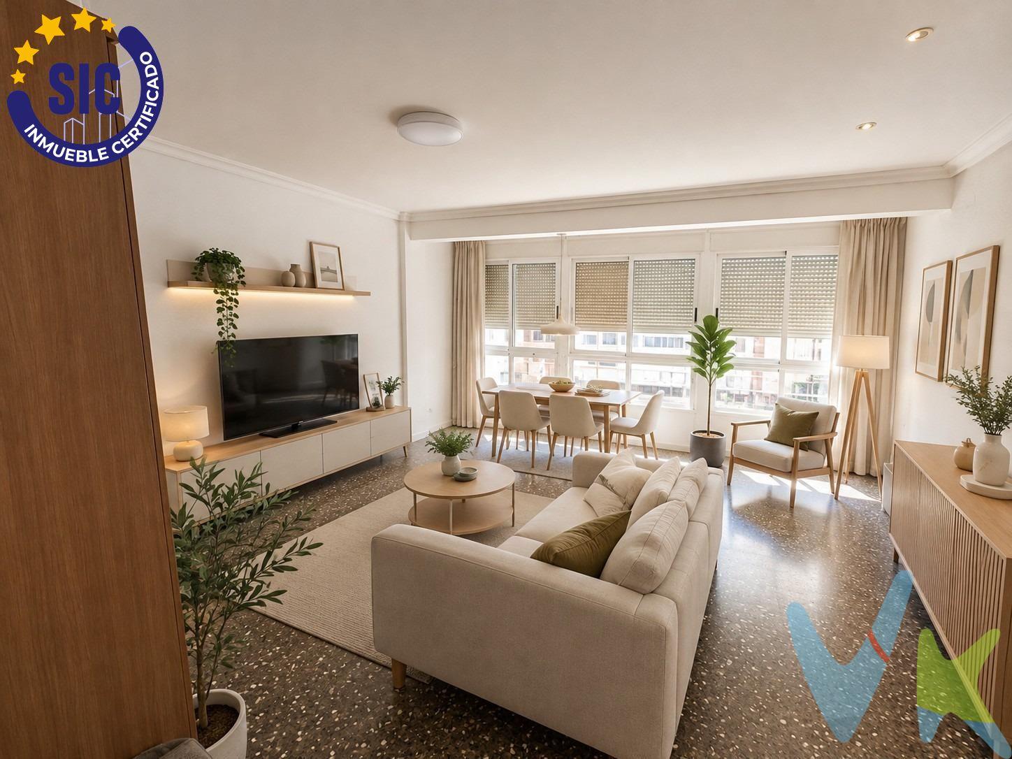 My Home Valencia Inmobiliaria presenta esta magnífica vivienda situada a escasos metros del futuro Nuevo Mestalla, en una de las zonas con mayor proyección de Valencia, rodeada de todos los servicios y con excelentes comunicaciones. La vivienda destaca por su excelente distribución, amplitud y luminosidad gracias a su orientación sur. Dispone de 3 dormitorios, 2 baños completos, un amplio salón y una espaciosa cocina con zona de comedor, perfecta para el día a día y para reuniones familiares. Prácticamente todas las estancias son exteriores, siendo únicamente interiores los baños, lo que proporciona abundante luz natural y una agradable ventilación durante toda la jornada. La vivienda se encuentra en un entorno consolidado con supermercados, comercios, colegios, institutos, centros de salud, zonas verdes, instalaciones deportivas y una amplia oferta de restauración y ocio, permitiendo disfrutar de todos los servicios a pocos minutos caminando. Su ubicación ofrece una magnífica comunicación mediante las líneas 3 y 5 de Metrovalencia y diversas líneas de EMT, con conexión rápida al centro de Valencia, universidades, playas, aeropuerto y principales vías de acceso a la ciudad. La cercanía al Nuevo Mestalla convierte este inmueble en una excelente oportunidad tanto para residencia habitual como para inversión, en una zona con un importante potencial de revalorización. Características. • 3 dormitorios. • 2 baños completos. • Amplia cocina con comedor. • Orientación sur. • Vivienda muy luminosa. • Prácticamente toda exterior. • Excelente distribución. • Junto al Nuevo Mestalla. • Muy bien comunicada mediante Metrovalencia y EMT. Si busca una vivienda amplia, luminosa y perfectamente ubicada en Valencia, no deje escapar esta oportunidad. Solicite más información o concierte una visita llamando al 963 942 822. Estaremos encantados de atenderle. Información legal. En cumplimiento de la Ley 10/2025, de Servicios de Atención a la Clientela, se informa de que el precio publicado no incluye impuestos ni gastos derivados de la compraventa. La parte compradora asumirá el Impuesto sobre Transmisiones Patrimoniales (ITP), notaría (aprox. 450 €), Registro de la Propiedad (aprox. 500 €), gestoría (aprox. 350 €) y demás tributos legalmente aplicables. Los honorarios de intermediación inmobiliaria, cuando procedan, serán a cargo de la parte compradora conforme a la información precontractual, pudiendo ascender hasta el 4 % + IVA del precio de compraventa. El precio anunciado tiene carácter orientativo y no vinculante, pudiendo modificarse en función de las ofertas recibidas. La propiedad se reserva el derecho de aceptar la propuesta que considere más favorable. My Home Valencia Inmobiliaria, S.L. está inscrita en el Registro Obligatorio de Agentes Inmobiliarios de la Comunitat Valenciana con los números RAICV 0001 y RAICV 1681, conforme al Decreto 98/2022 del Consell, y pertenece al Colegio Oficial de Agentes de la Propiedad Inmobiliaria de Valencia (API nº 1741). La comercialización de este inmueble ha sido confiada en exclusiva a My Home Valencia Inmobiliaria, S.L., garantizando una gestión profesional, transparente y segura. Rogamos no molestar a propietarios, ocupantes o vecinos y canalizar cualquier consulta o visita exclusivamente a través de nuestra agencia. Muchas gracias por su comprensión. 