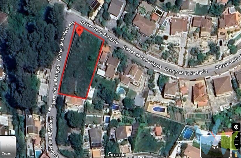 ¡Exclusiva en Cansuría – Olivella!. ¿Buscas una parcela donde construir la casa de tus sueños? Te presentamos esta oportunidad: . Una parcela plana, esquinera y rectangular, con 1.063 m², ideal para diseñar tu hogar con jardín, piscina y todo lo que imagines. Orientación suroeste: sol todo el día.   . Calle muy tranquila, con vistas abiertas a la montaña.  . Sin árboles ni desniveles: solo desbrozar y empezar a construir. Muro perimetral ya hecho  — ¡un gran ahorro y un valor añadido!. Ubicada en una zona residencial de Olivella, rodeada de naturaleza y a pocos minutos de todos los servicios.  . ¡Ven a verla y empieza a imaginar tu nueva vida!. La edificabilidad neta máxima sobre la superficie de la parcela se establece en: 0,30 m2st/m2s. La ocupación máxima sobre la superficie total de la parcela se establece en: 25%. La altura máxima de la edificación principal se establece en 6,50 m, equivalentes a planta baja y una. planta piso (PB+1P), en todas las subzonas. Distancia de construcción en la calle mínimo 5mts. Distancia de construcción lateral mínimo 3mts. Distancia al fondo de la parcela mínimo 3mts. 