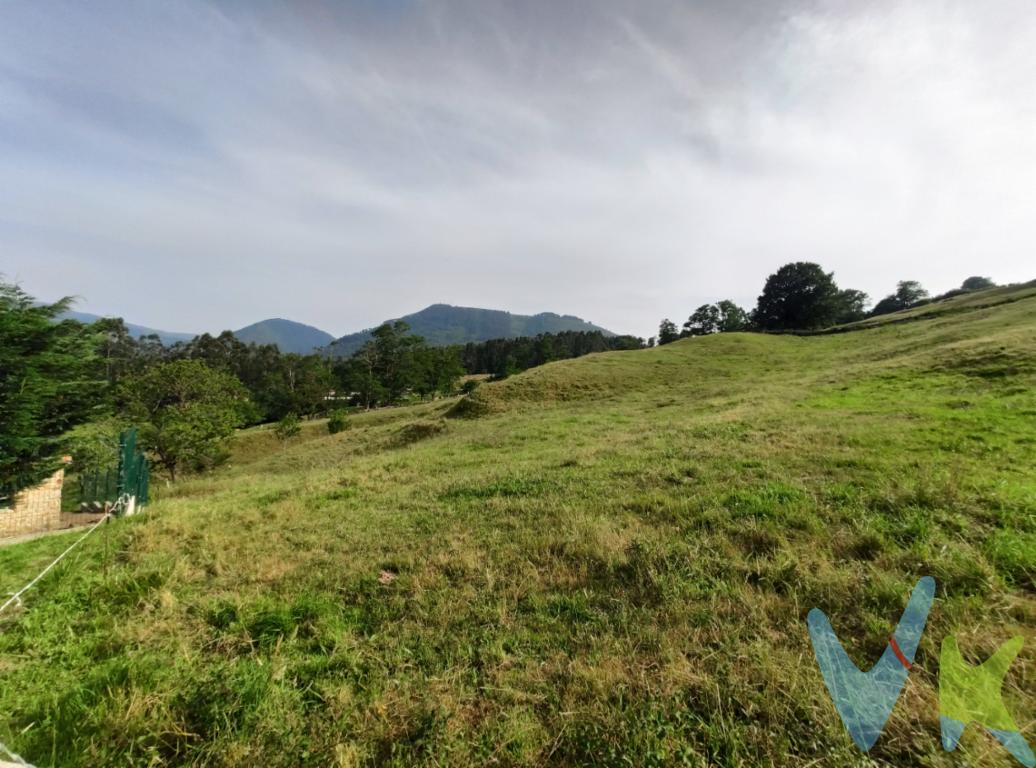 En Los Corrales de Buelna, ponemos a su disposición esta finca en el Barrio de La Cuesta. Son 4769m² de terreno rústico destinado para uso agrario, agropecuario o ganadero. La finca cuenta con una buena entrada, toma de agua y unas bonitas vistas despejadas de todo el Valle de Buelna.  No dude en ponerse en contacto con nosotros para ampliar información  