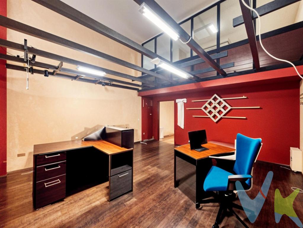  BUENA INVERSION Local Comercial en Venta en la Zona de los Capos-La Arena en Gijón que podrás convertir en VIVIENDA!!! Este inmueble, disponible para la venta, combina ubicación privilegiada y características excepcionales que lo convierten en la opción ideal para emprendedores y negocios consolidados que desean expandir su presencia en la región.Con una superficie útil de 51 metros cuadrados, en Planta Baja, 30 metros en Sótano y un Altillo de 25 metros lo que ofrece un espacio acogedor y adaptable a diversas actividades comerciales.El entorno del local está caracterizado por una variada oferta de otras empresas y comercios, generando un flujo constante de visitantes. Este aspecto, sumado a su ubicación céntrica, proporciona una oportunidad única para establecerse en un área con un potencial de mercado en expansión. El local está rodeado de tiendas, cafeterías y servicios que atraen tanto a residentes locales como a turistas, asegurando un flujo constante de potenciales clientes.No pierda la oportunidad de invertir en este notable local comercial en el corazón de Gijón. Este espacio ofrece todas las facilidades para el éxito comercial gracias a su estratégica ubicación, el entorno dinámico que lo rodea, y las múltiples opciones de personalización que permite.Para obtener más información o concertar una visita, póngase en contacto con nosotros. El precio no incluye el Impuesto de Transmisiones Patrimoniales ni los gastos de Notaría y Registro.  