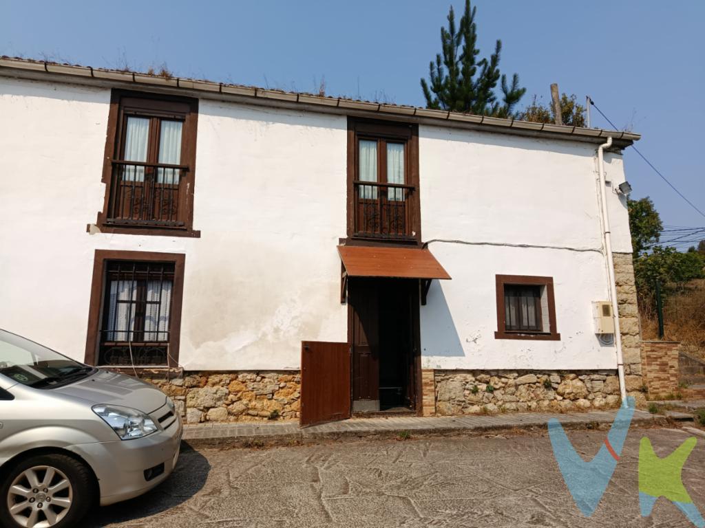 Casa pareada con hórreo en el Valle de Anes, Orvíz, casa para reformar a su gusto de planta baja y 1ºplanta, 3 dormitorios, sala-cocina,  sala de paso en planta primera, baño con ducha, amplio garaje - almacén (posibilidad de ampliar la casa), hórreo en buen estado, y pequeño terreno en esquina 60 m2 aprox., ventanas de madera y de PVC, casa soleada, con vistas al valle de Anes, (posibilidad de finca de 1.200 m2 opcional en unos 10.000 euros más), a 12 km de Gijón, 3 km de Noreña, perfectamente comunicada, infórmese. 