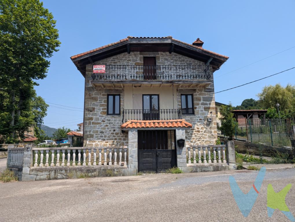 Casa de Piedra en Villaverde  Proyecto con Alma y Potencial¿Buscas una propiedad con carácter en plena naturaleza? Esta casa de piedra en Villaverde es una oportunidad única para quienes desean crear una vivienda con personalidad propia o emprender un proyecto de casa rural con encanto. Ubicación privilegiadaSituada en un entorno tranquilo de montaña, a tan solo 20 minutos de las playas de Oriñón y Sonabia, esta propiedad combina lo mejor del campo y del mar. Ideal para los que buscan paz sin renunciar a la cercanía de la costa. Características:Ideal para:Inversores que busquen revalorizar una propiedad singularVivienda principal para amantes de la tranquilidad y la naturalezaProyecto de alojamiento rural con encantoNecesita reformas, lo que permite adaptarla a tu gusto o proyectoFachada de piedra original, con mucho carácterJardín privado de 190 m², perfecto para disfrutar al aire libre300 m² construidos, distribuidos en varias estancias con estructura sólidaVivienda semi-reformada, con muchas posibilidades
