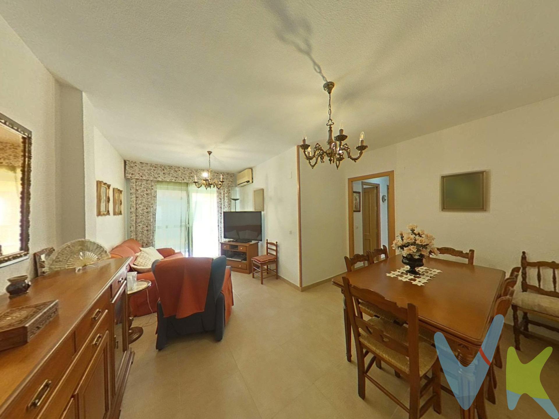 🏡 ESPACIO, LUZ Y COMODIDAD EN UN BARRIO CONSOLIDADO 🌟. Si buscas un piso listo para entrar a vivir, en una zona con vida propia y todos los servicios a un paso, ésta es la oportunidad que no puedes dejar pasar. Ubicado en el barrio de Fátima, una zona tranquila y perfectamente conectada, este piso ofrece la combinación ideal de espacio, confort y ubicación. 🔹 4 dormitorios, para que tu familia tenga todo el espacio que necesita. 🔹 Baño reformado y funcional. 🔹 Cocina totalmente equipada, perfecta para el día a día. 🔹 Terraza y terraza lavadero, para disfrutar del exterior sin salir de casa. 🔹 Reformado recientemente, entras y lo disfrutas desde el primer día. 🔹 Ascensor nuevo (menos de un año) y adaptado con acceso para personas con movilidad reducida: comodidad y accesibilidad garantizadas. 📍 Una ubicación de 10, en un entorno con colegios, centro médico, supermercados, transporte público y zonas verdes, vivir en Fátima es vivir con todo al alcance, en un barrio que ofrece calidad de vida y cercanía real. ✨ Si buscas una vivienda amplia, reformada y bien ubicada, éste piso en Fátima es tu mejor opción. 📲 Llámanos, pregúntanos lo que necesites y.. ¡ven a visitarlo!. Porque tu próximo hogar puede estar aquí. 🔑. El comprador tendrá un coste adicional de un 2% más IVA del precio de venta final, por el servicio de gestión, asesoramiento y formalización del proceso de compra. Este importe no está incluido en el precio publicado en venta. INFORMACIÓN ADICIONAL. Para cumplir con la normativa vigente tenemos a disposición del cliente el Documento de Información Abreviada D. I. A. Los precios indicados pueden sufrir alteraciones sin previo aviso. Los GASTOS DE LA COMPRA serán según ley (Notaria, Registro e Impuestos) y no están incluidos en el precio señalado. 