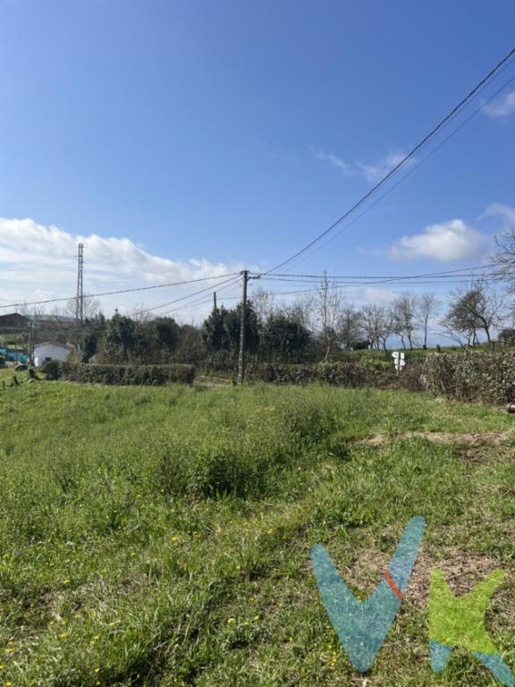 Ponemos en venta esta preciosa finca , EDIFICABLE , se puede construir una vivienda de 300 metros cuadrados.Ubicada en el Alto de la Madera.Situada a 10 minutos de Gijón y 10 de Pola de Siero .Esta totalmente cerrada, y con luz y agua a pie de carretera, ya que la finca esta ubicada en una zona consolidada, rodeada de casas.El acceso esta totalmente asfaltado y en perfecto estado.Bien orientada , muy  muy  soleada ,  con unas vistas fantásticas, un entorno privilegiado.En el precio no están incluidos los gastos de notaria , registro, ni impuesto de trasmisiones patrimoniales.No dude en visitarla , le encantara. 