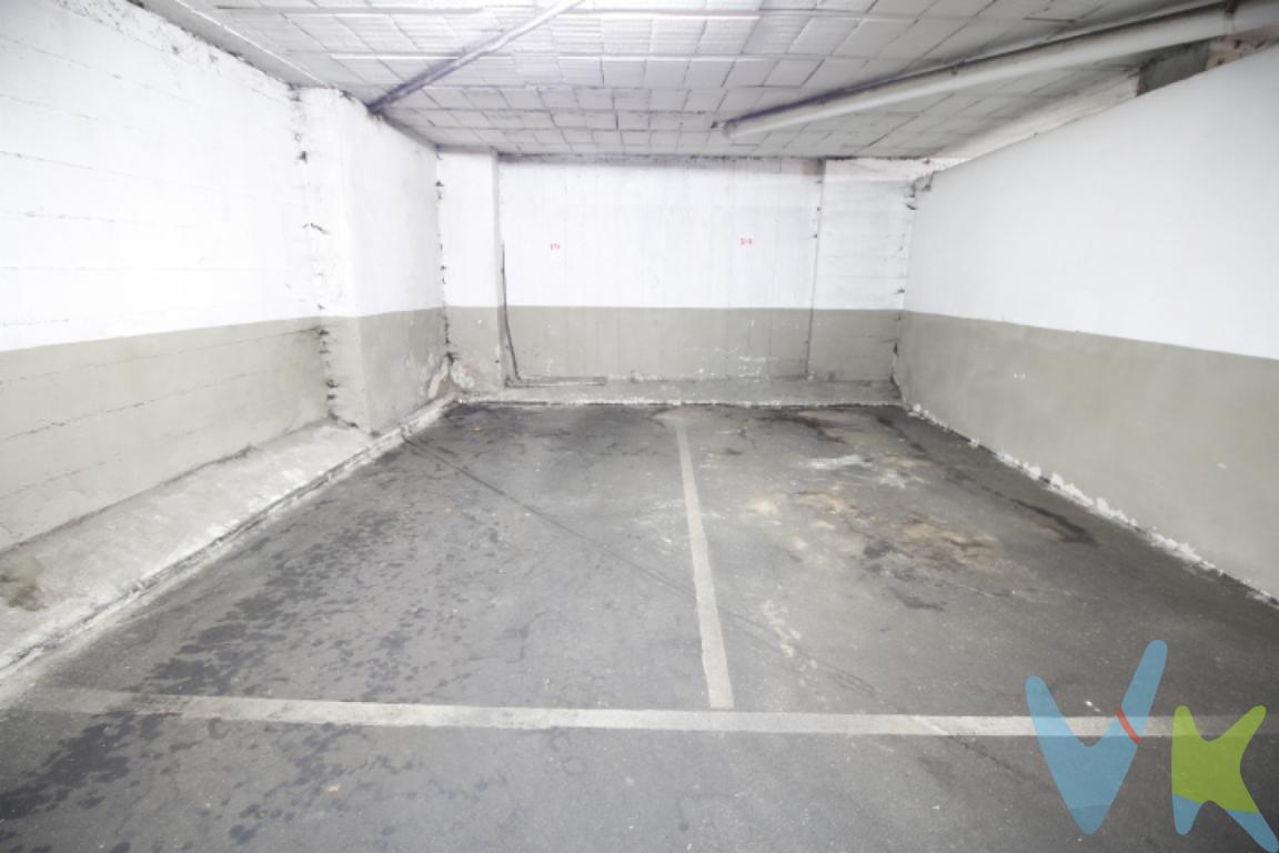 En el centro de Pola de laviana. Conjunto de 3 plazas de garaje y 2 trasteros en la misma ubicación .
Somos Erssy Pozueco, profesionales inmobiliarios, agentes del comprador y del vendedor, asesores y consultores financieros

Te ayudamos a conseguir tu proyecto y te acompañamos durante todo el proceso de compra-venta
El precio de la propiedad no incluye los gastos de impuesto de transmisiones patrimoniales, notariales ni de registro
