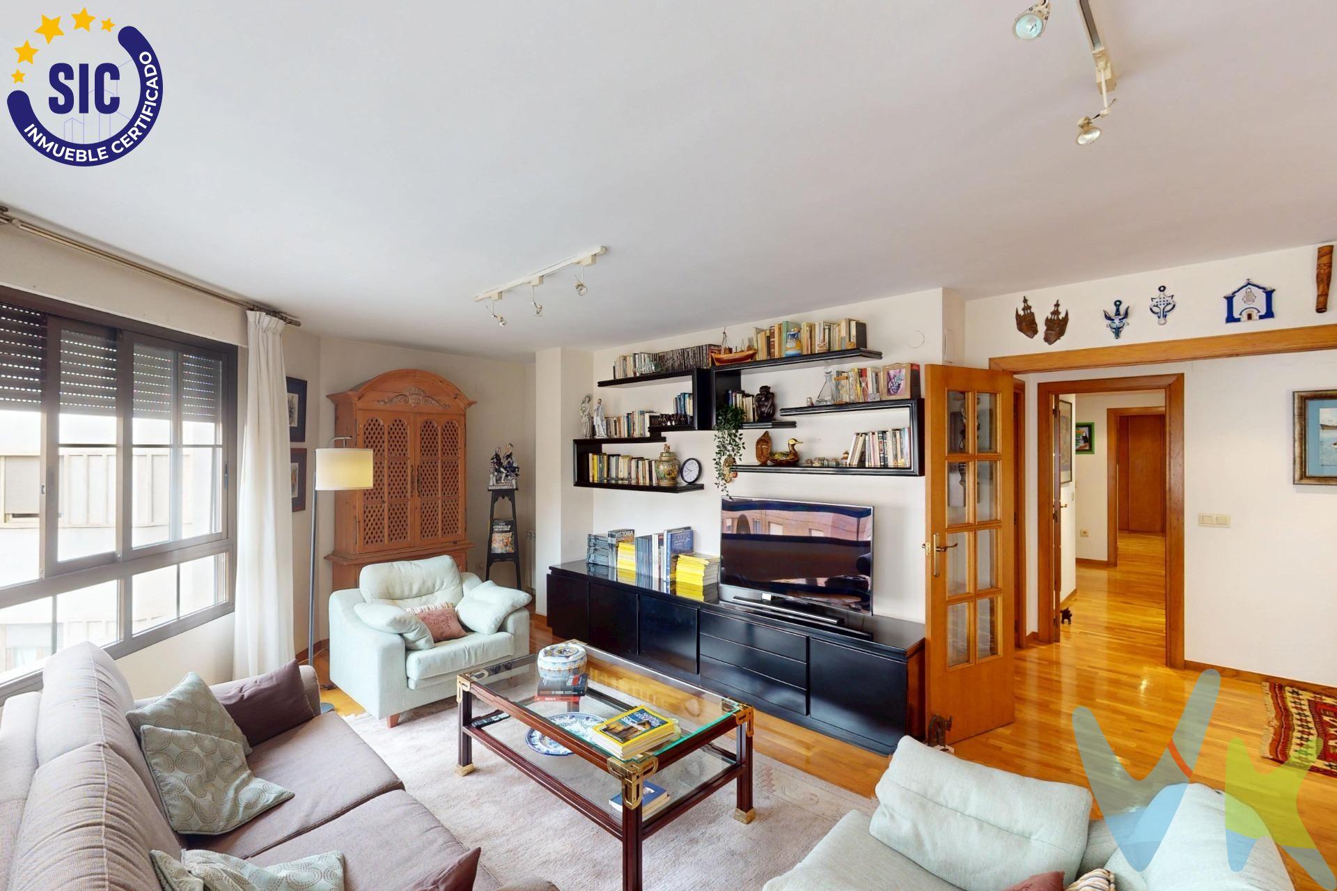 Presentamos esta espectacular vivienda esquinera ubicada en la codiciada zona de Fadrell. Con una distribución eficiente que maximiza el espacio disponible, cuenta con un hall de entrada acogedor que da paso a todas las estancias. La amplia cocina de 15 m² se complementa perfectamente con su galería adyacente para mayor funcionalidad. El luminoso comedor-salón destaca por sus ventanas orientadas a dos calles y acceso directo al balcón privado de 4 m² ideal para disfrutar del aire libre. Esta propiedad alberga tres habitaciones dobles equipadas con armarios empotrados bien distribuidos hacia la calle; además de contar con una habitación principal diseñada como suite matrimonial que incluye vestidor y baño privado completo garantizando comodidad e intimidad. También dispone de otro baño completo adicional así como un pequeño trastero (anteriormente aseo) dentro del hogar destinado al almacenamiento práctico. Destacable es también la inclusión en el precio tanto del garage cómo del trastero situados dentro mismo edificio lo cual agrega valor significativo a esta oferta inmobiliaria. Este inmueble es en exclusiva, con lo que le facilitamos cualquier información sobre la vivienda. Por este motivo, solicitamos no molesten al propietario, ocupantes de la propiedad o vecinos de la comunidad. En todos los casos los precios expuestos son más impuestos y gastos derivados de la transmisión del inmueble. 