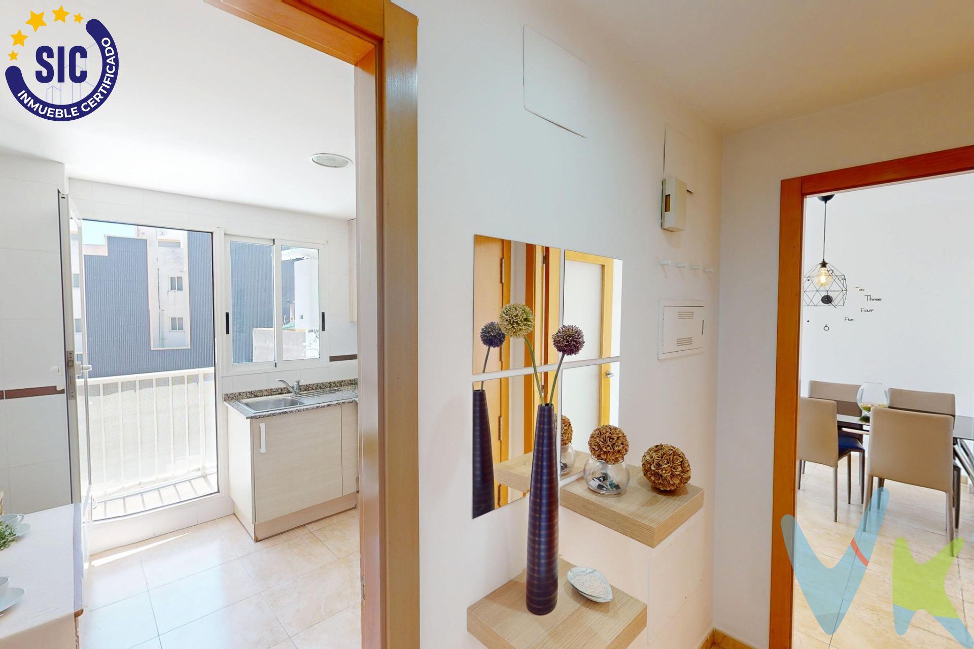 Presentamos una excelente oportunidad para adquirir un acogedor piso en Almazora, situado a escasos minutos de la ciudad de Castellón. Esta vivienda cuenta con una superficie construida de 73 m² y se encuentra lista para entrar a vivir. La distribución del inmueble incluye un hall que da acceso a un amplio comedor salón, destacado por su luminosidad gracias a su orientación este. Además, dispone de una cocina equipada que conecta con una práctica galería y ofrece acceso directo a un balcón exterior ideal para disfrutar del aire fresco. En la zona privada encontramos dos confortables habitaciones dobles equipadas con armarios empotrados; uno de los dormitorios tiene baño en suite lo cual proporciona mayor privacidad y comodidad. Este atractivo paquete también incluye plaza de garaje ubicada dentro del mismo edificio. El piso se vende semi amueblado junto con todos los electrodomésticos actuales, facilitando así su ocupación inmediata sin necesidad adicional alguna. ¡No deje pasar esta excepcional ocasión! Contáctenos hoy mismo para más información o concertar visita. Este inmueble es en exclusiva, con lo que le facilitamos cualquier información sobre la vivienda. Por este motivo, solicitamos no molesten al propietario o a los vecinos de la comunidad. . En todos los casos los precios expuestos son más impuestos y gastos derivados de la transmisión del inmueble. 