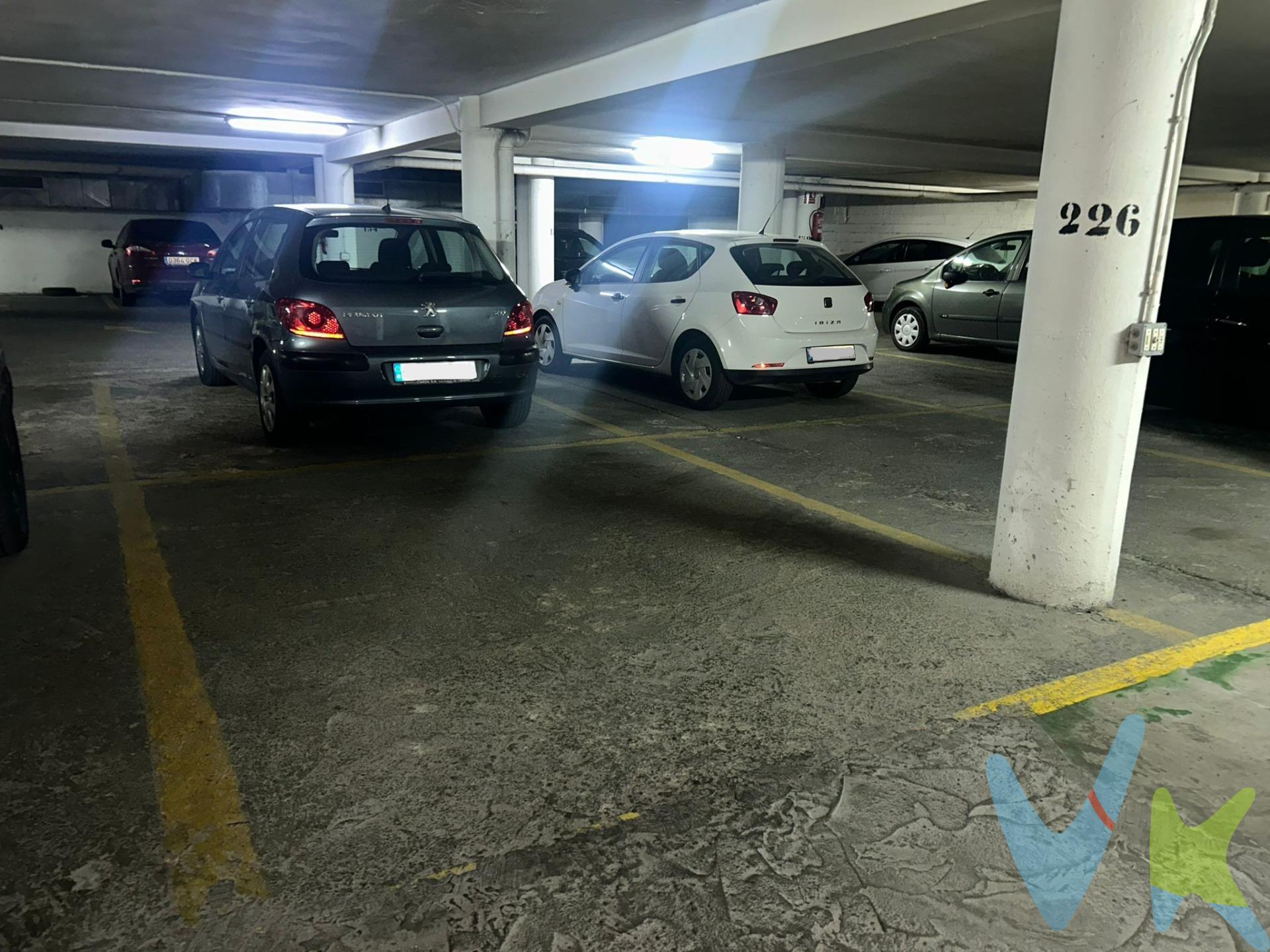 <b>LAS TORRES - MIGUEL SERVET:</b> Plaza de garaje de 12 metros. 3 metros de ancho y 4 metros de largo. 