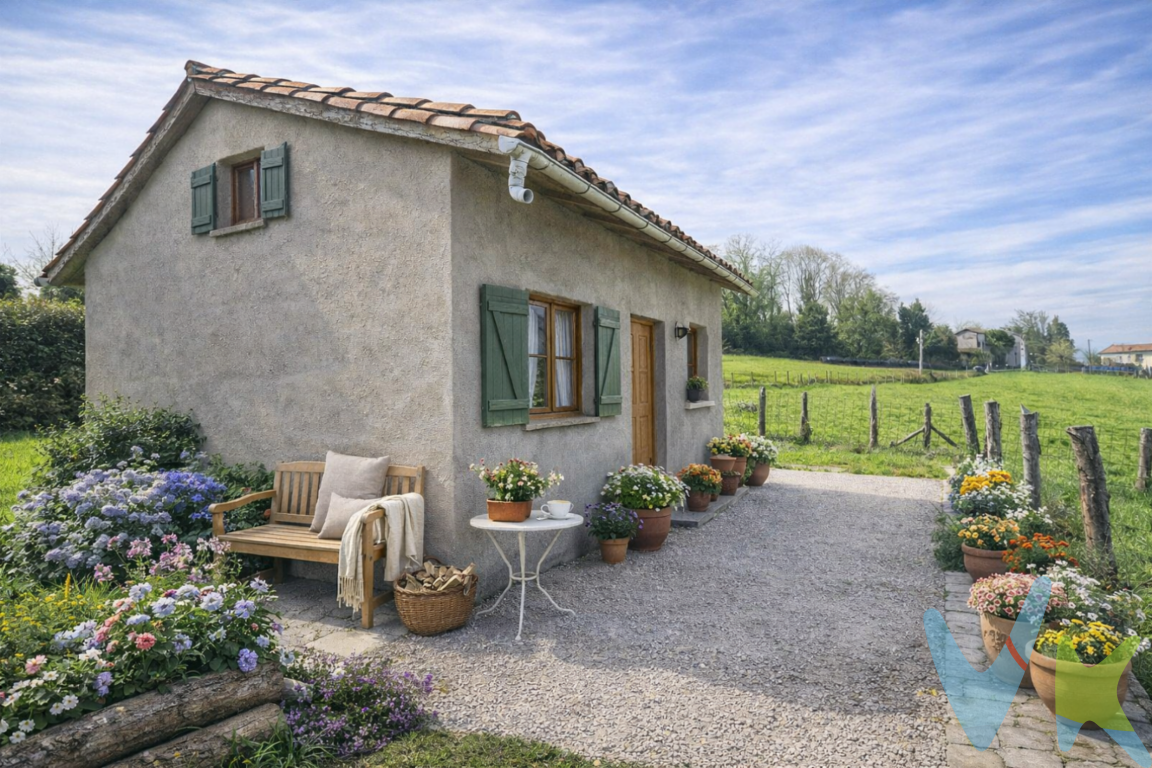 Se presenta una oportunidad única para adquirir una finca no edificable situada en la idílica localidad de Bendición, en la prestigiosa zona de Valdesoto, con MAGNIFICAS VISTAS !!!La finca, completamente cerrada, garantiza privacidad y protección, proporcionando un entorno sereno y exclusivo para quienes buscan un retiro en la naturaleza.Dispone de un pequeño Fin de semana  para reformar que no esta inscritoUn servicio regular de autobuses que conecta con las áreas cercanas proporciona una opción cómoda para los desplazamientos diarios, haciendo que la ubicación, aunque rural, no se sienta aislada. Esta cercanía al transporte hace que la finca sea perfecta tanto para quienes buscan un lugar tranquilo para desconectar como para aquellos que desean mantenerse conectados con el entorno urbano más amplio.Su situación estratégica es conocida por su hermoso paisaje y su entorno tranquilo, la zona es ideal para aquellos que anhelan un respiro del bullicio de la vida citadina.En Valdesoto, podrá disfrutar de la paz y la calma que solo el campo puede ofrecer, convirtiendo esta parcela en un refugio perfecto para fines de semana o vacaciones largas.El carácter no edificable de la finca no limita su potencial por el contrario, ofrece un sinfín de oportunidades para quienes buscan desarrollar proyectos sostenibles, crear un espacio al aire libre dedicado al ocio o incluso establecer un pequeño oasis verde en el que disfrutar de la naturaleza en su máximo esplendor. Quienes tengan aficiones relacionadas con la agricultura o la jardinería encontrarán en este terreno un aliado perfecto para llevar a cabo su pasión.Esta finca es una excelente inversión para quienes miran más allá de lo convencional y buscan un espacio único para desarrollar sus proyectos personales o familiares. La oferta que se presenta es excepcional y no se encontrará fácilmente otro terreno que reúna tantas características ventajosas en un solo lugar.La invitación está hecha para que venga a visitar este magnífico terreno y descubra por sí mismo el potencial que encierra. No pierda la oportunidad de explorar este rincón de tranquilidad y posibilidades.Gastos e impuestos no incluidos en el precio. Honorarios de intermediación inmobiliaria a cargo del vendedor y honorarios de mediación inmobiliaria del 2% más I.V.A. con un mínimo de 2000 euros mas I.V.A a cargo del compradorA título orientativo, en segundas transmisiones, el comprador abonará el Impuesto sobre Transmisiones Patrimoniales (ITP). Para consultar los porcentajes del ITP en Asturias puede hacerlo a través de la web oficial de servicios tributarios del Principado de Asturias https://sede.tributasenasturias.es/sites/sede/default/es_ES/Que-quieres-hacer/Transmisiones-Patrimoniales-y-AJD. La base imponible será el mayor valor entre precio de compraventa, tasación o valor de referencia catastral. Gastos de notaría y registro según aranceles variables según precio, número de copias y complejidad.  El comprador escoge libremente notario. El vendedor asume la plusvalía y el resto de gastos son del comprador. Si se precisa hipoteca: Tasación, condiciones y costes bancarios según entidad elegida por el comprador; así como los gastos de gestoría y cualesquiera otros inherentes a la formalización de la compraventa. De acuerdo con la ley, no se incluyen en el precio otros gastos o tributos que legalmente correspondan al comprador.. El consumidor tiene derecho, conforme a la normativa vigente, a disponer de información y documentación adicional relativa al inmueble y condiciones de la compraventa, accesible en la sede física . La agencia actúa exclusivamente como intermediaria en la operación. Cualquier compraventa y sus condiciones quedan sujetas en todo caso a la aceptación expresa del vendedor del inmueble y a la posterior formalización del correspondiente contrato. El presente anuncio tiene carácter meramente informativo; la información suministrada se corresponde con la disponible a la fecha de publicación, pudiendo variar en función de las circunstancias o actualizaciones legales, contractuales y fiscales.   