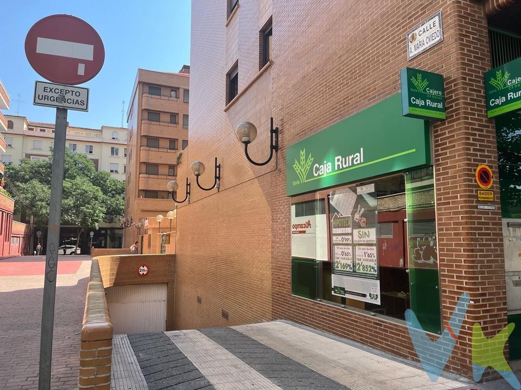 Plaza de garaje a la venta en residencia Neptuno. Situado en el sótano 3 del edificio,  plaza de fácil maniobra  para coche tipo berlina. Para más información no dude en llamarnos.